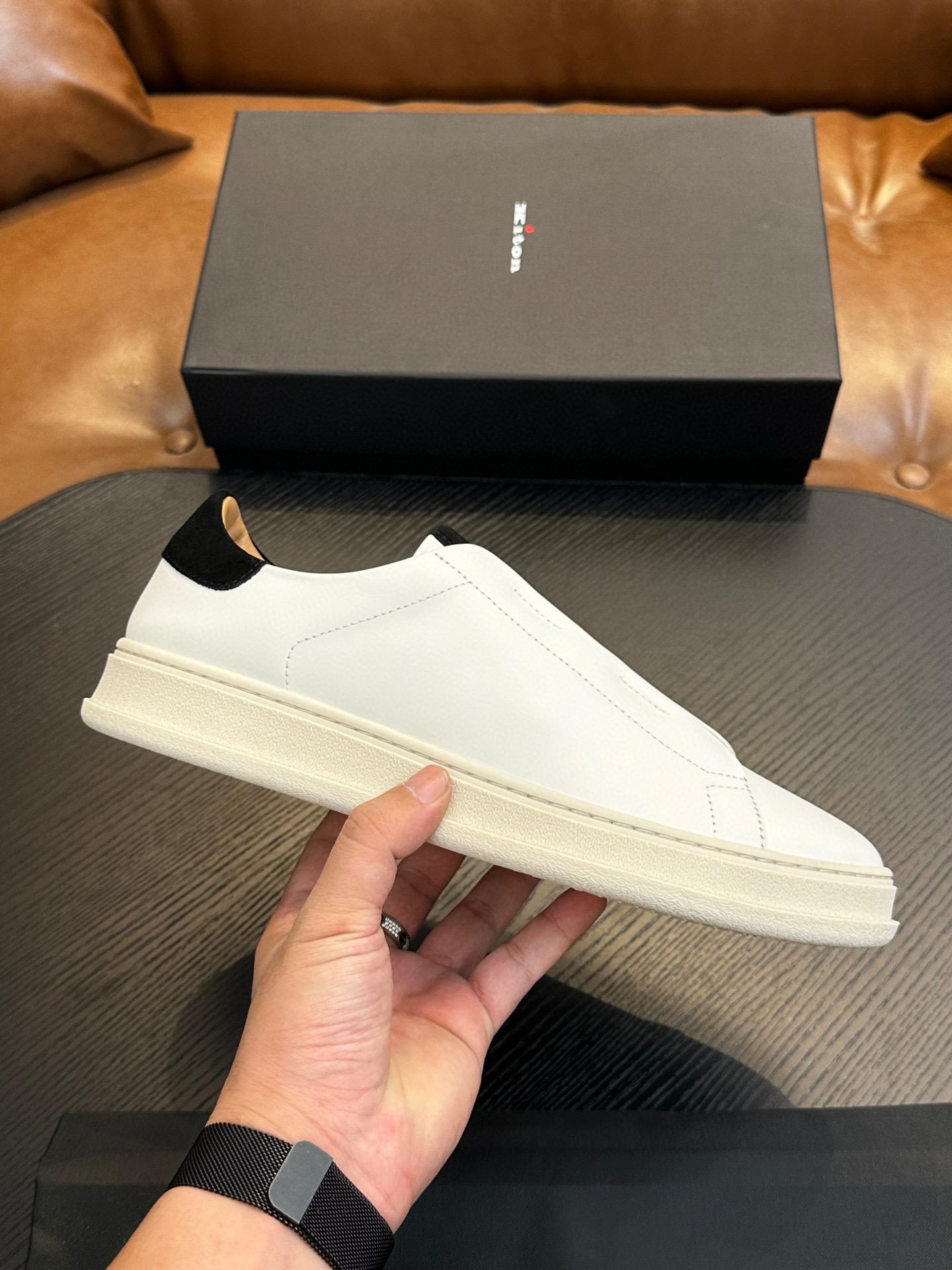 Кроссовки Kiton  