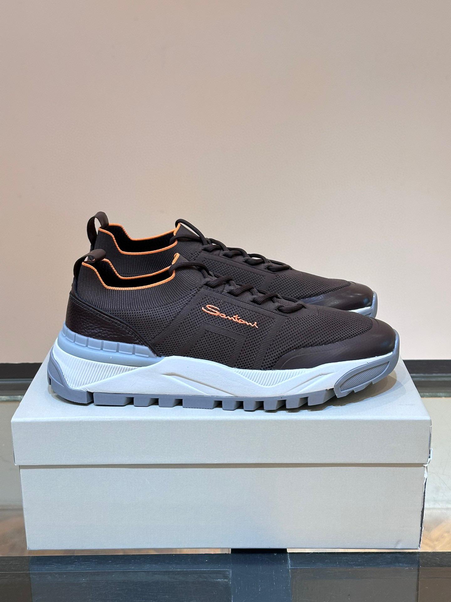 Кроссовки Santoni 