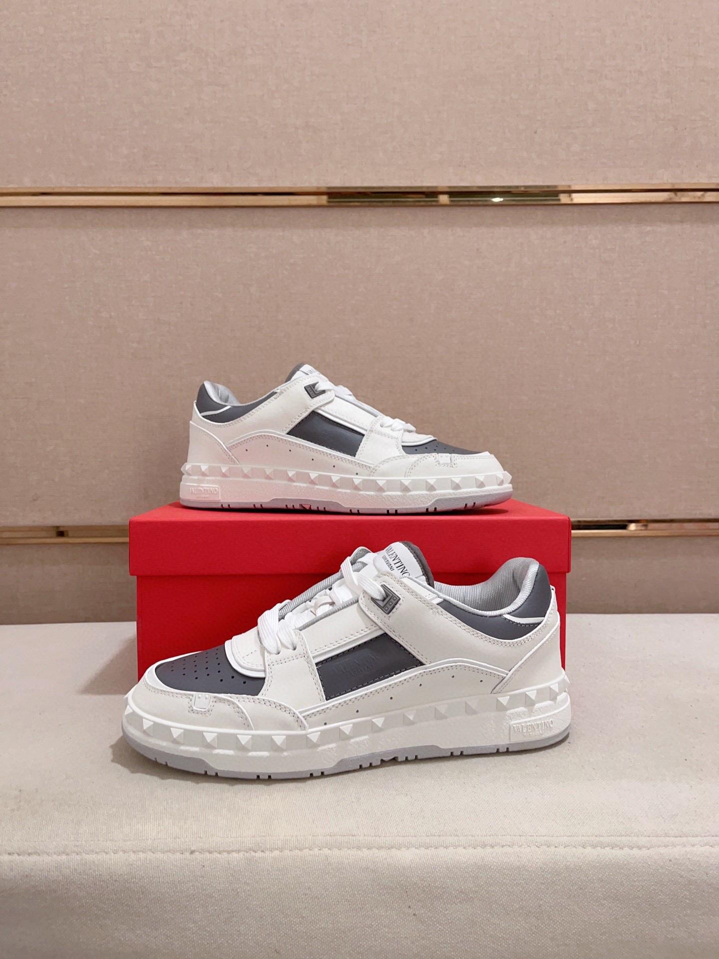 Кроссовки Burberry 