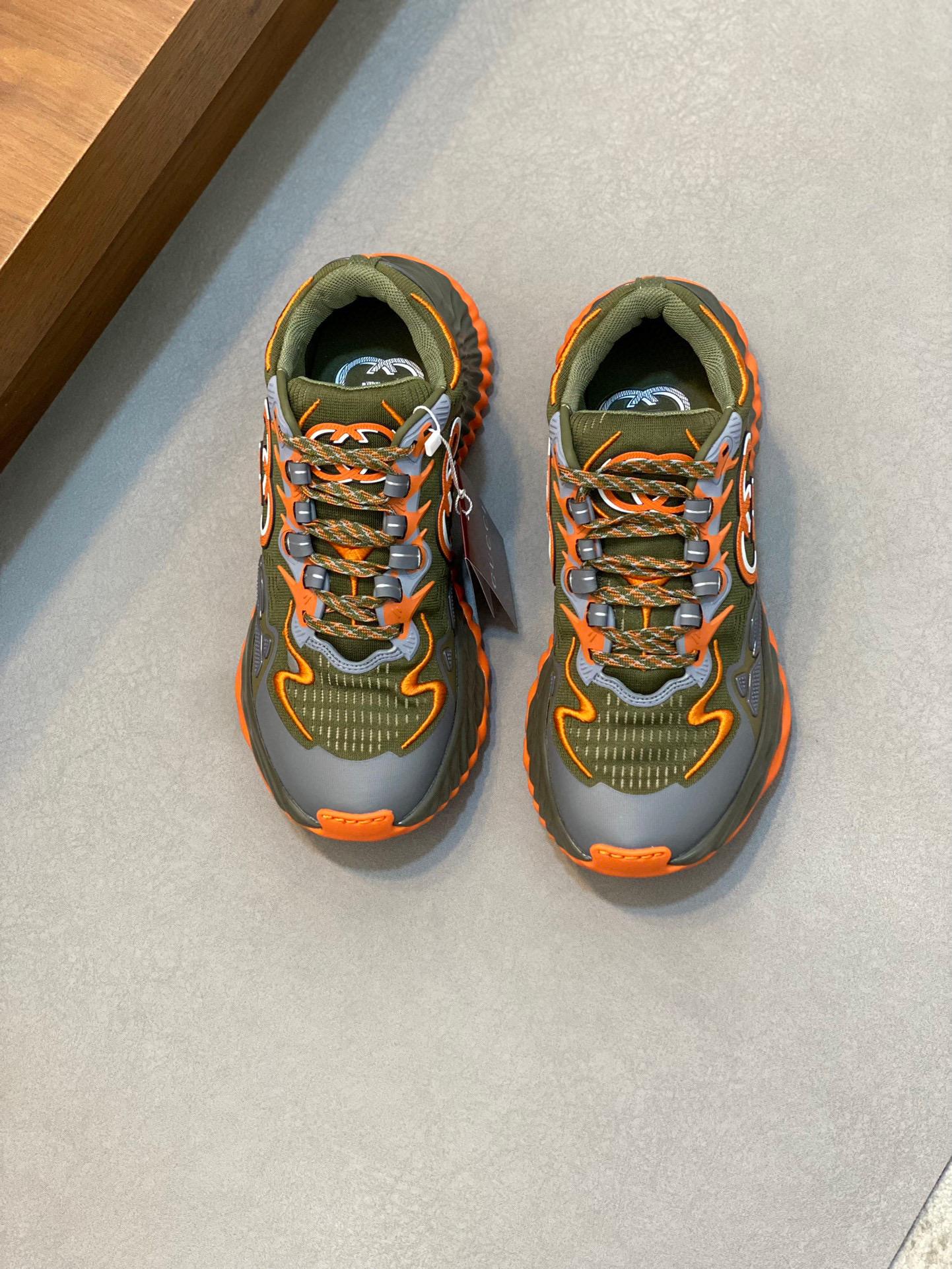 Кроссовки Gucci Ripple  