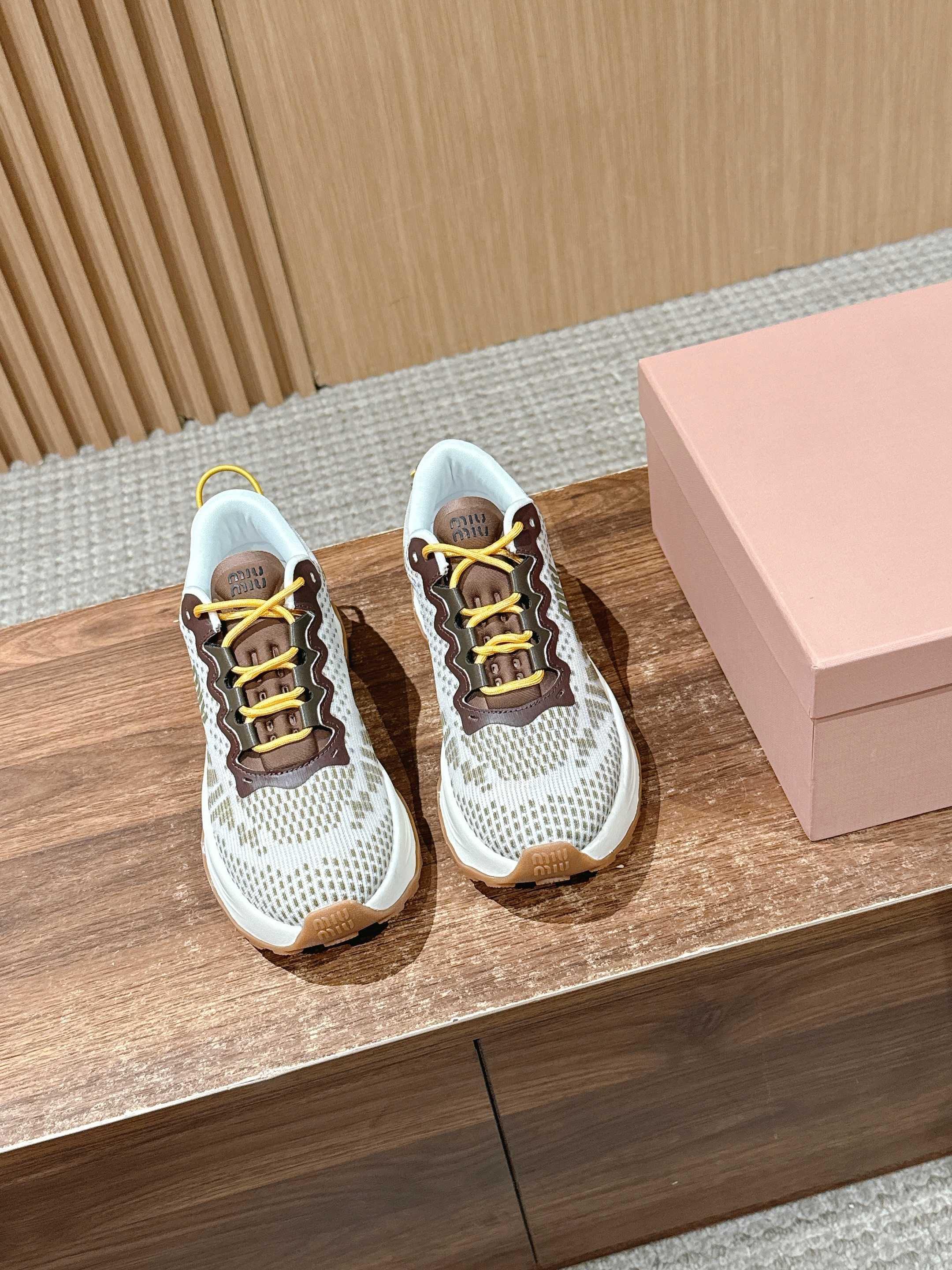 Кроссовки Miu Miu