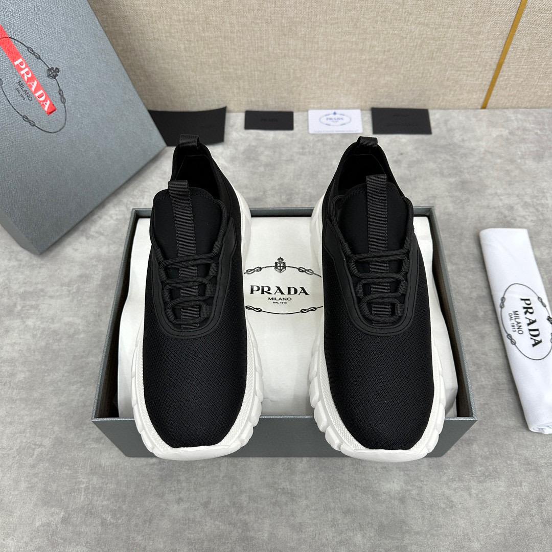 Кроссовки Prada 