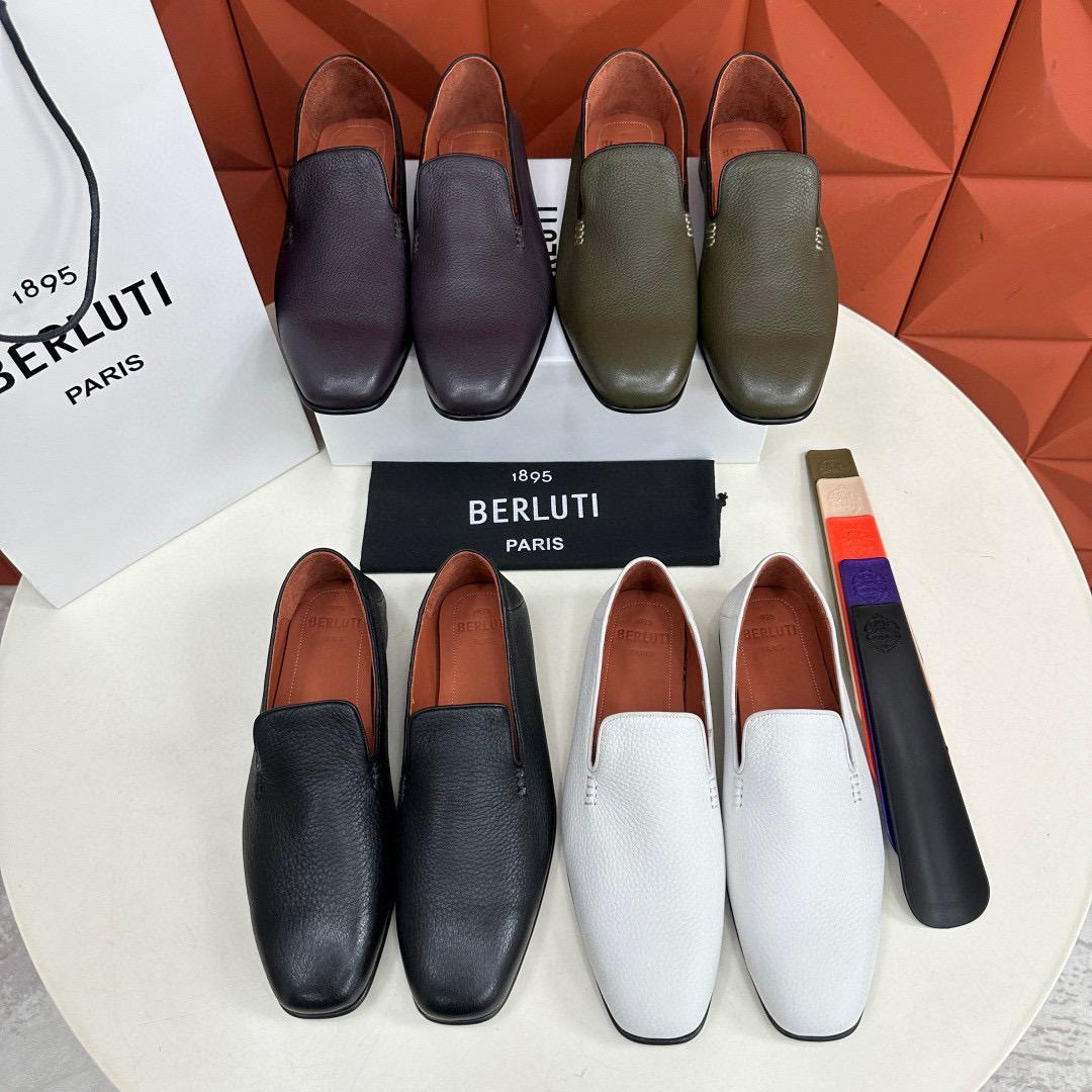 Классические лоферы Berluti  