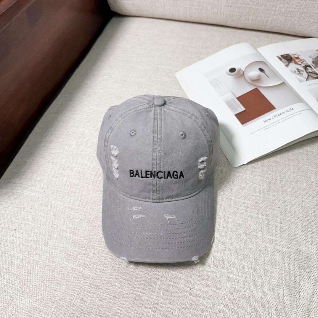 Кепка Balenciaga 