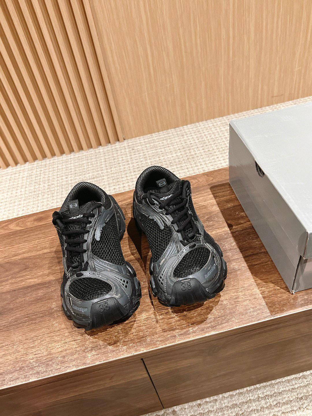 Кроссовки Balenciaga 