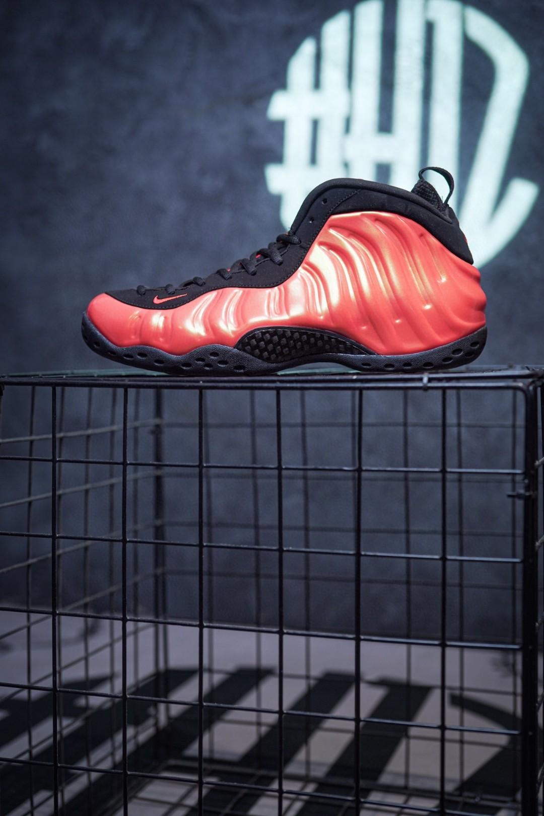 Кроссовки Nike