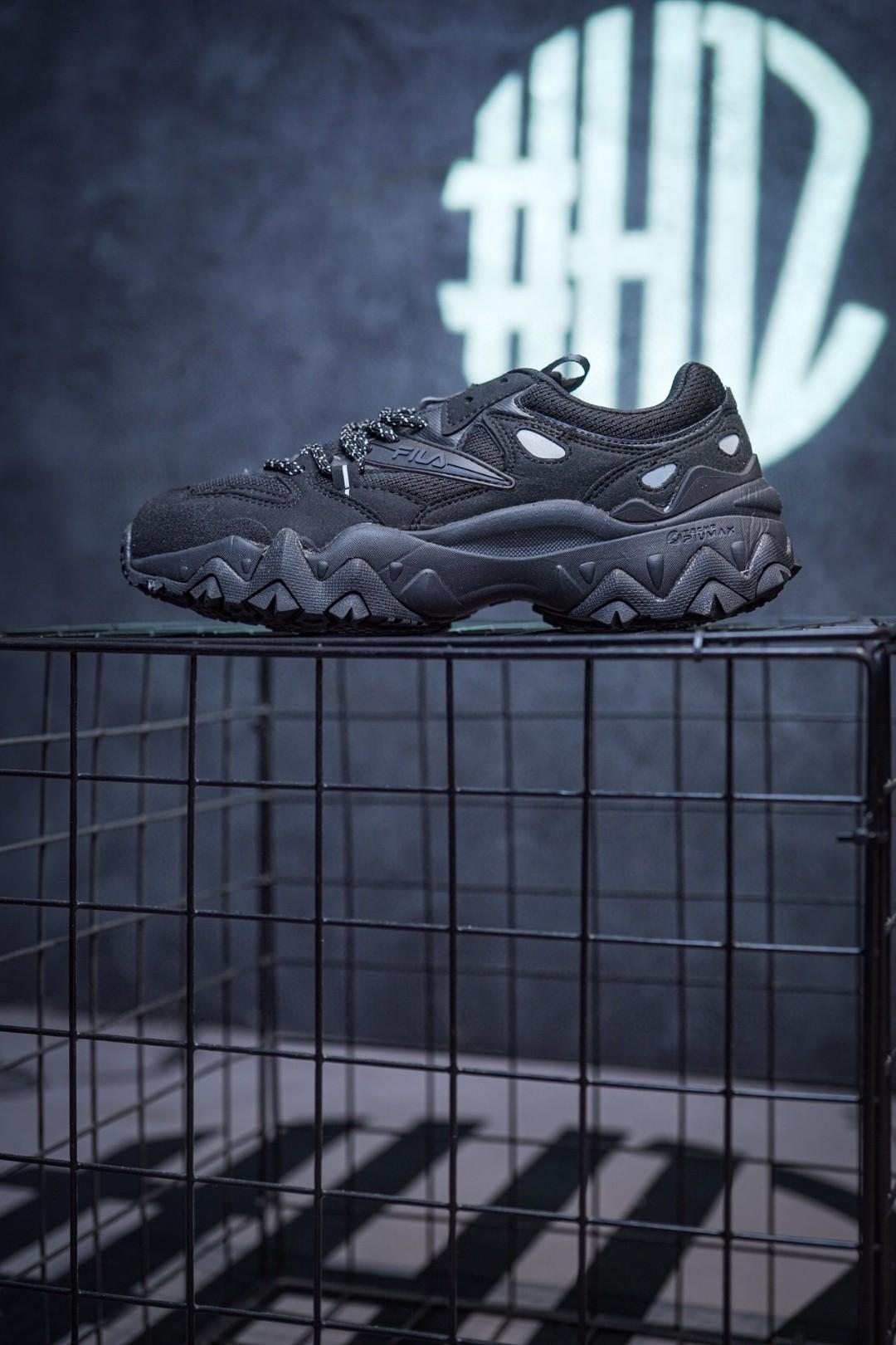 Кроссовки Fila