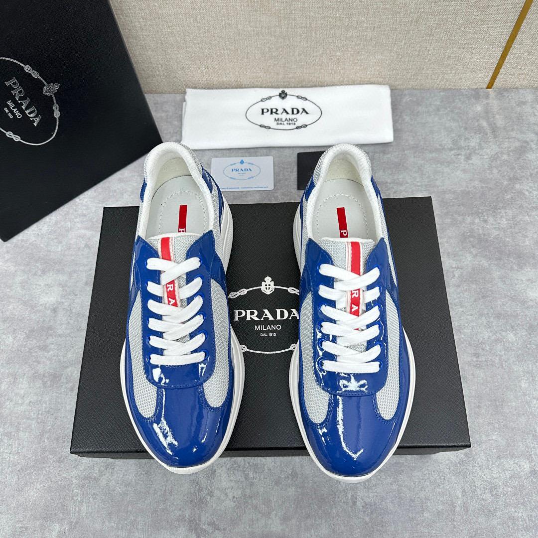 Кроссовки Prada