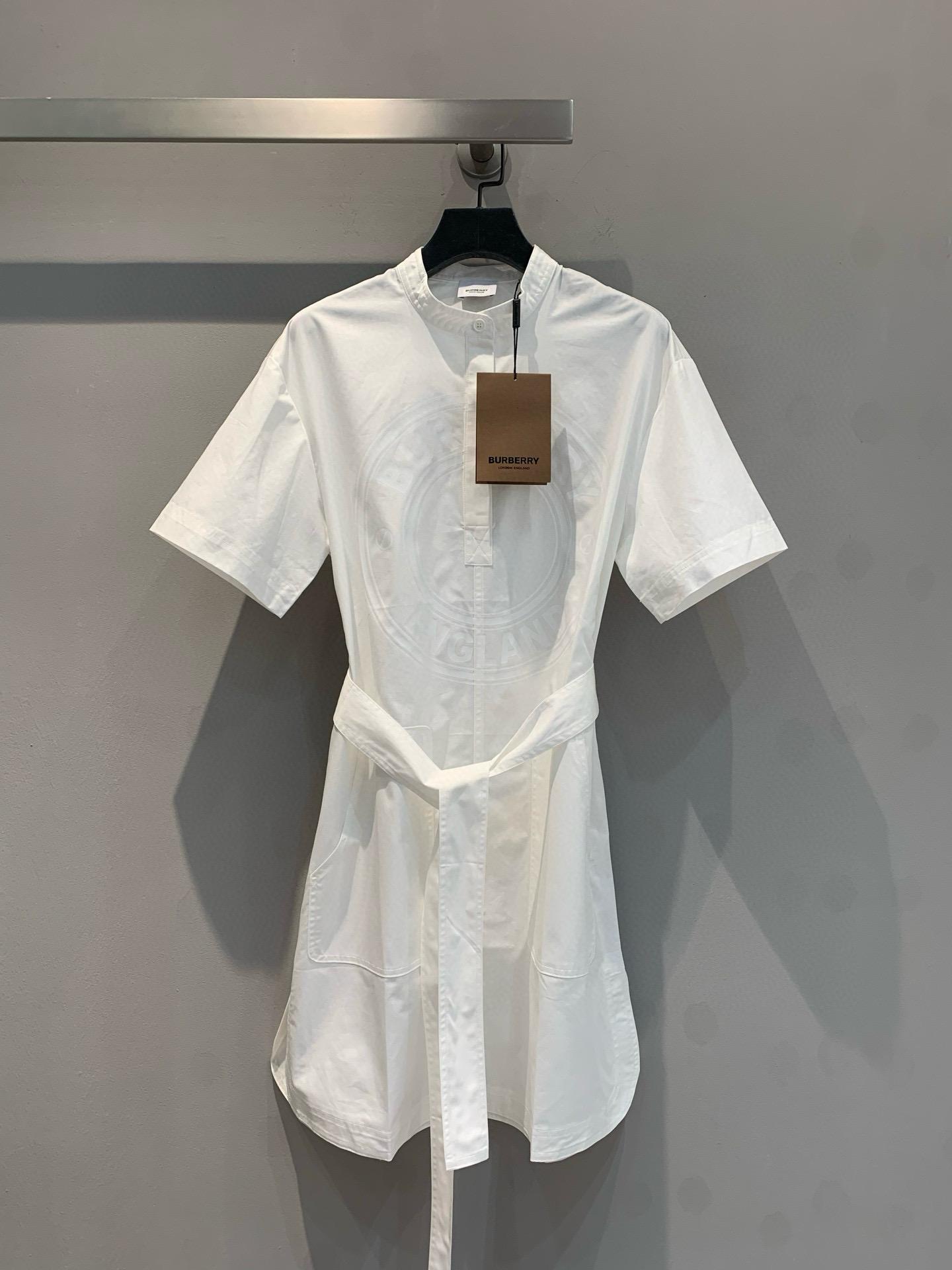 Платье Burberry 