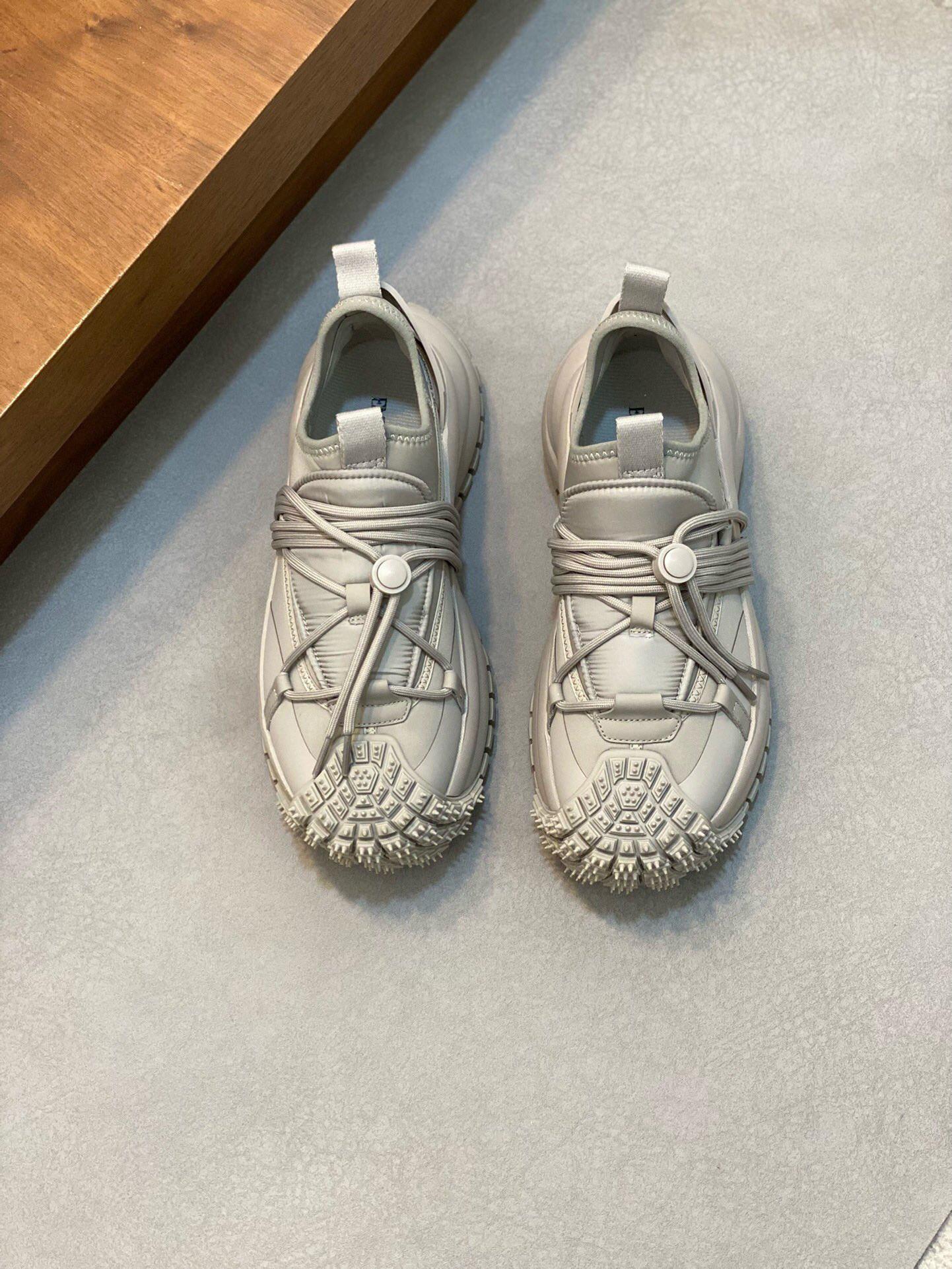 Кроссовки Armani 