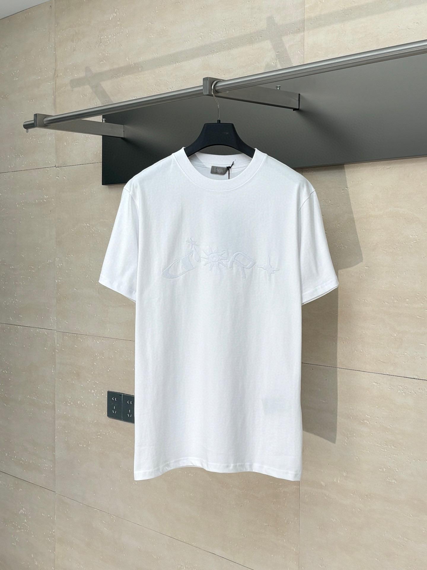 Футболка Dior