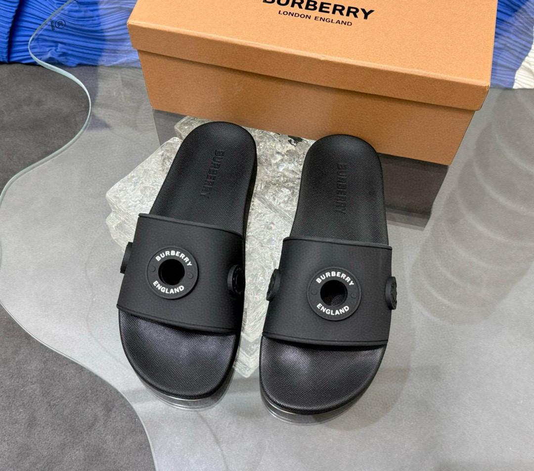 Шлепки Burberry 