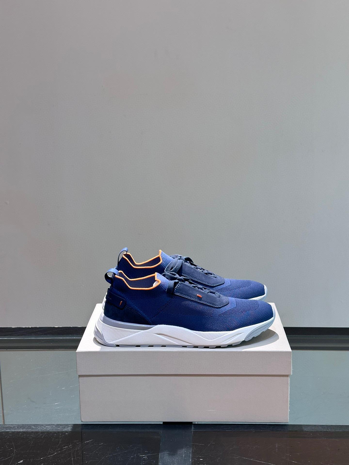 Кроссовки Santoni