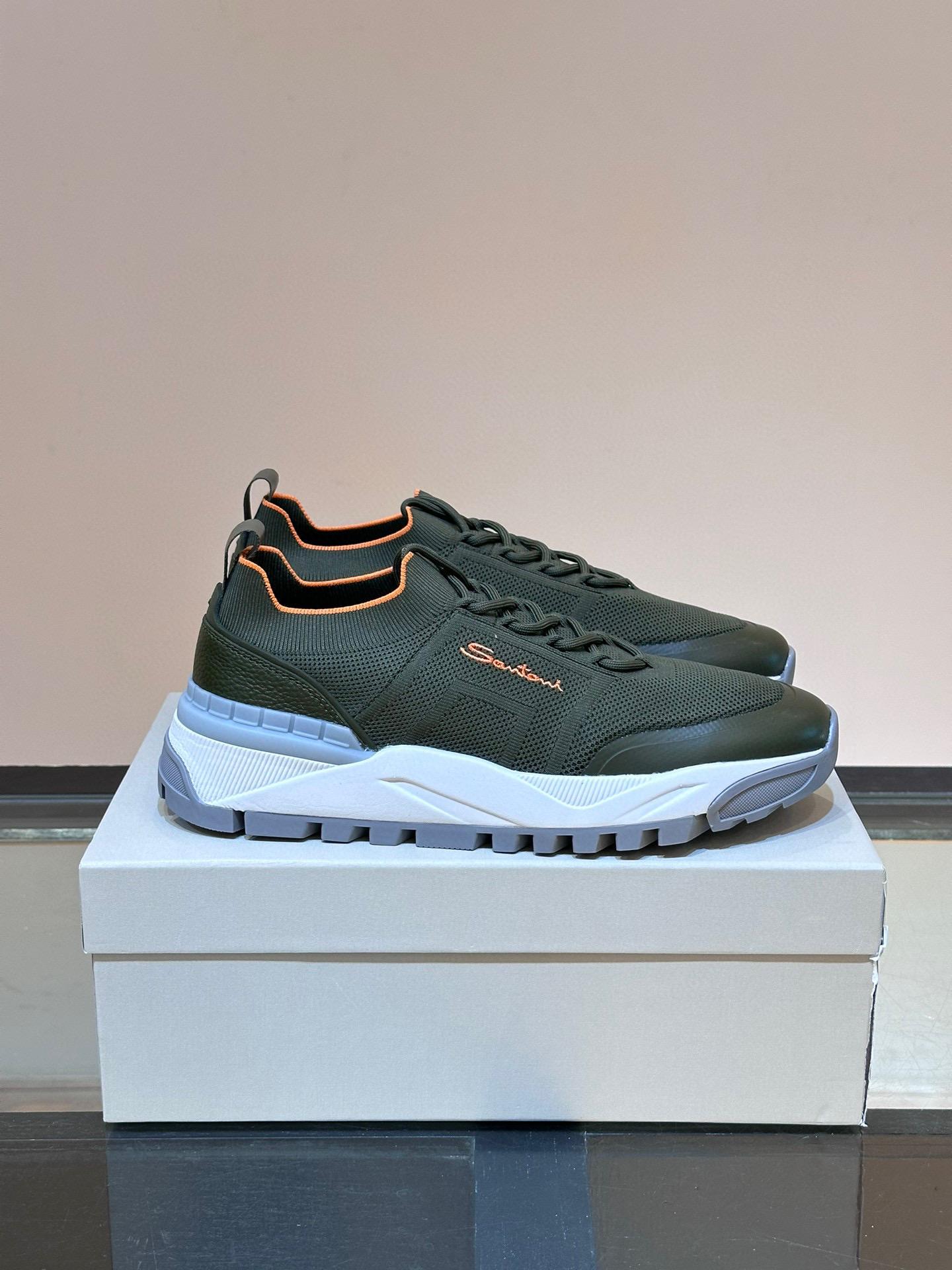 Кроссовки Santoni  