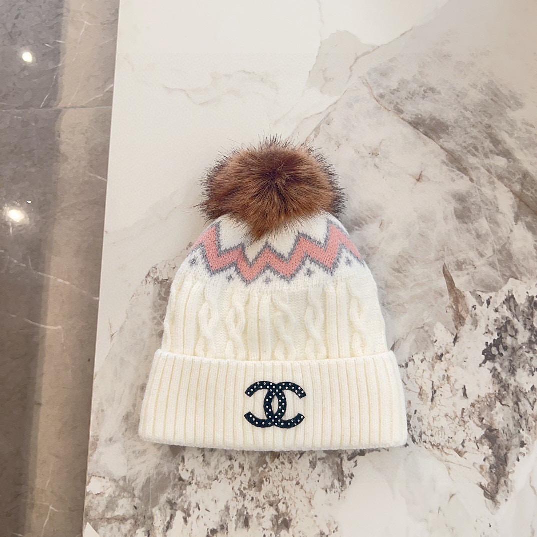 Шапка Chanel 