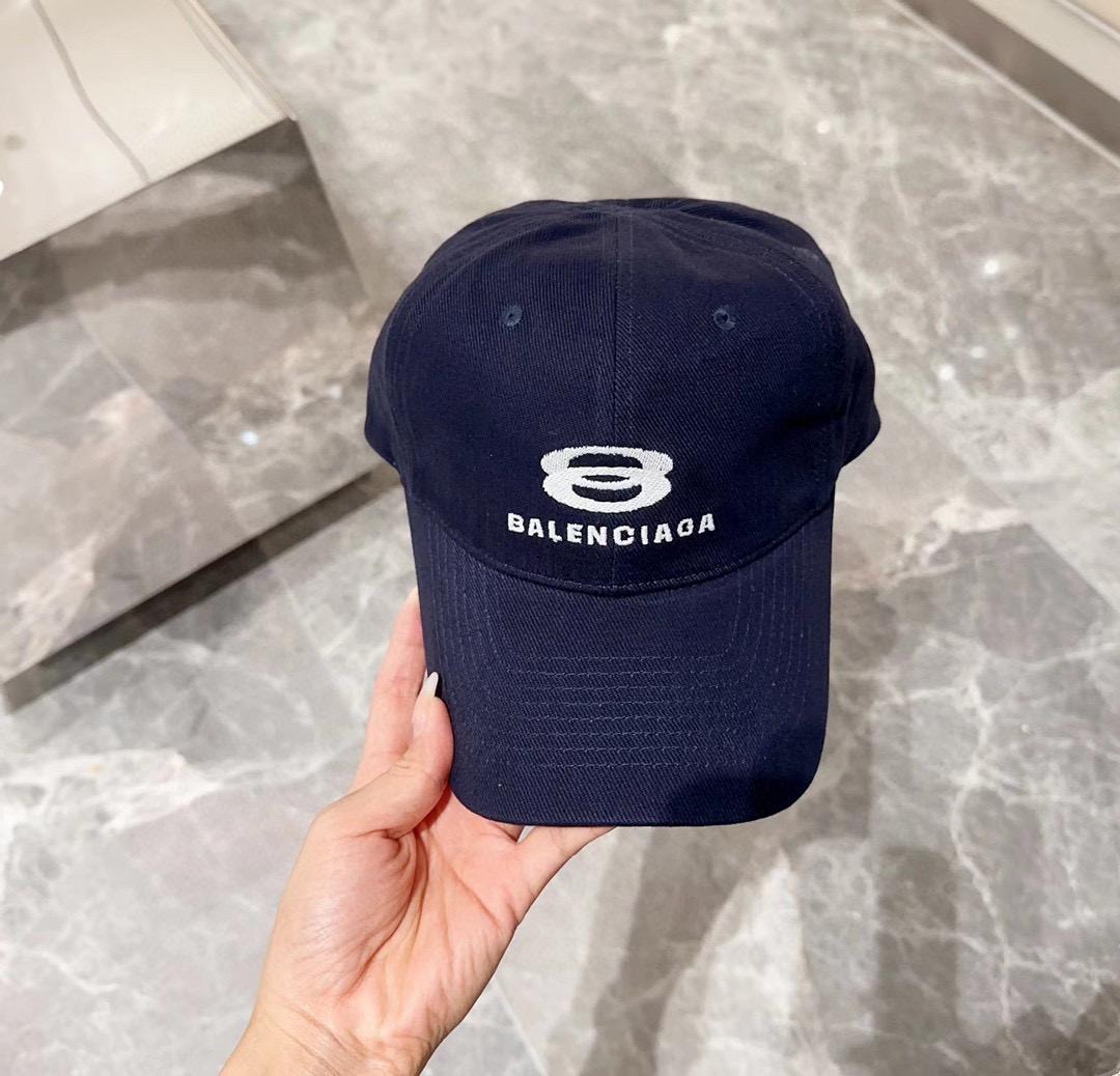 Кепка Balenciaga 
