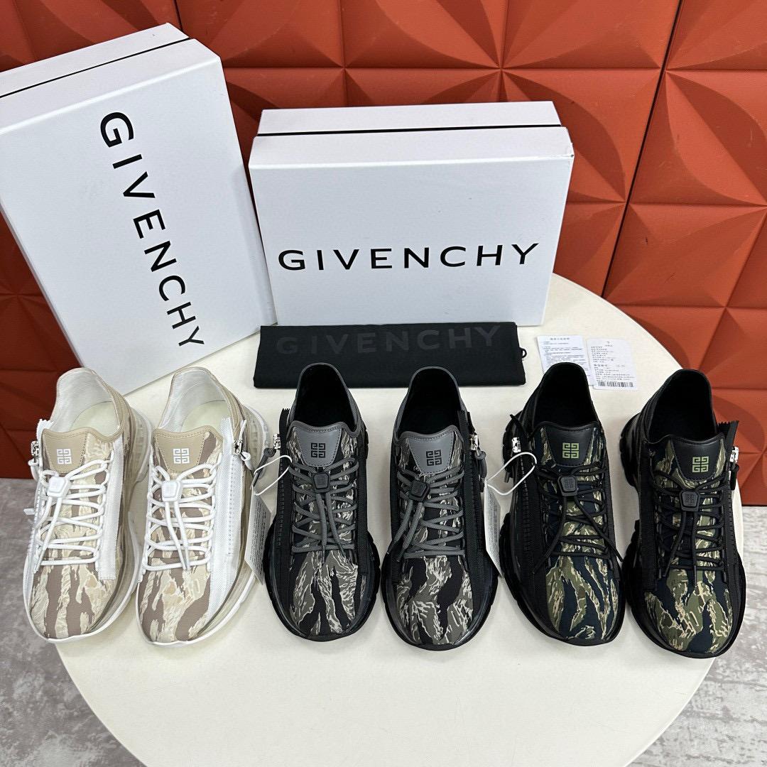Кроссовки Givenchy 