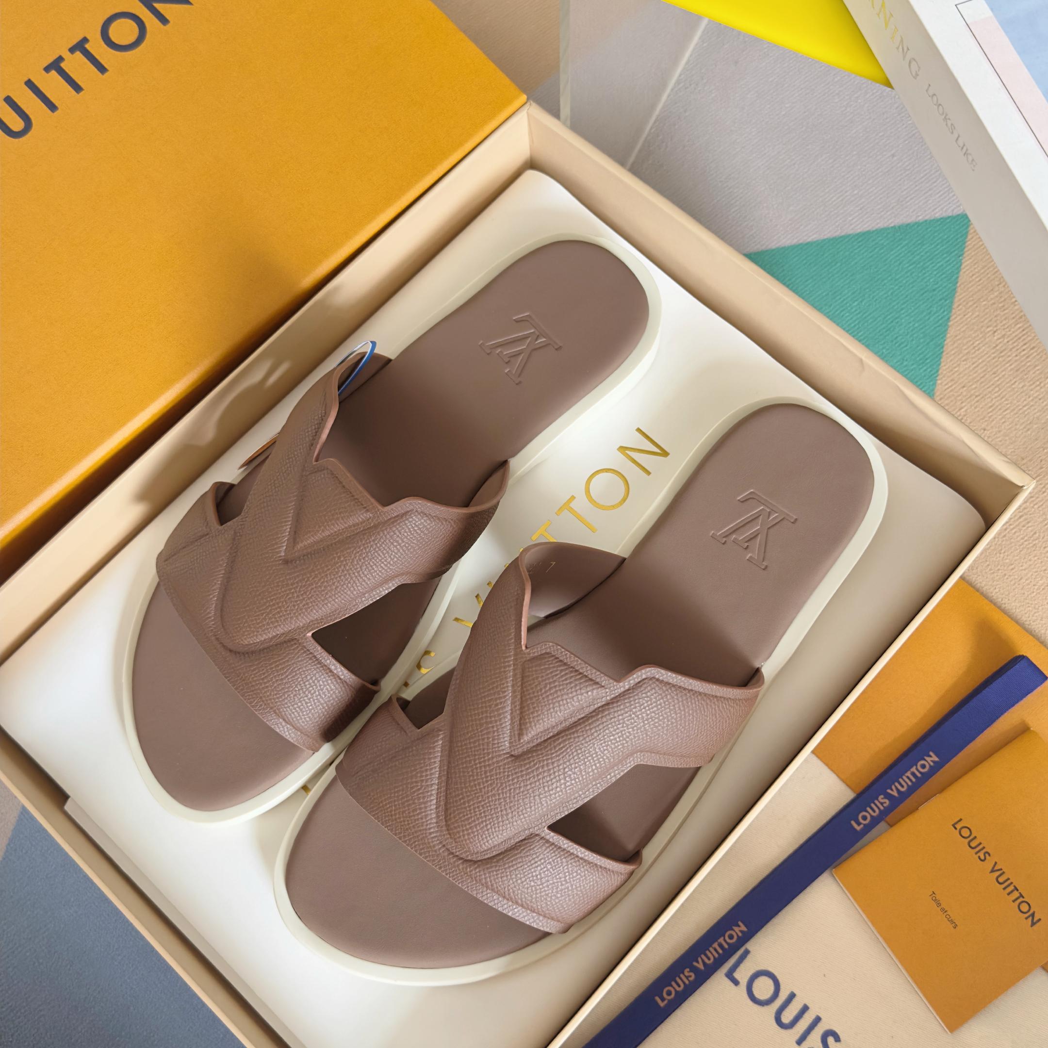 Тапки Louis Vuitton 