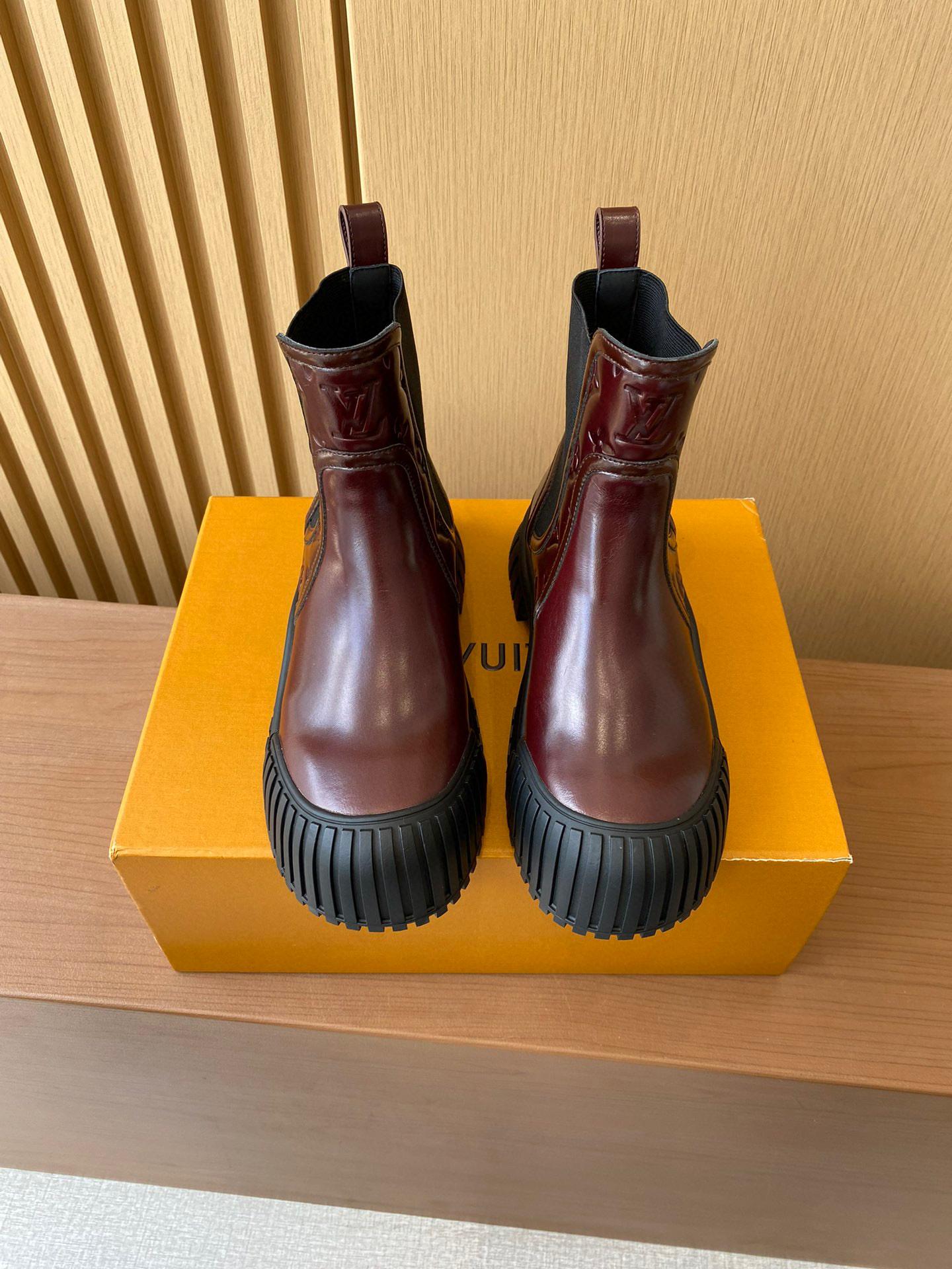 Сапоги Louis Vuitton 