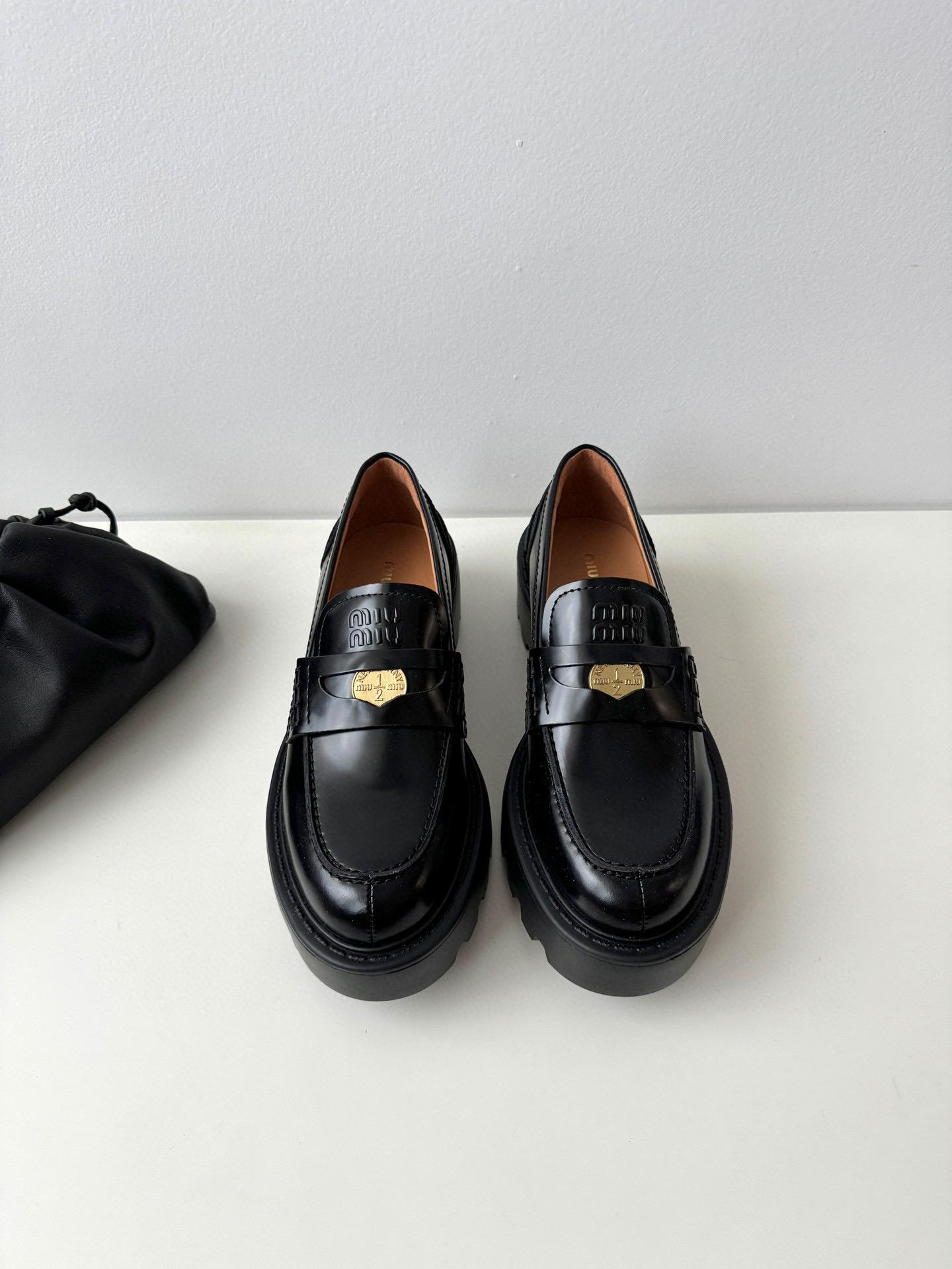 Лоферы Miu Miu 