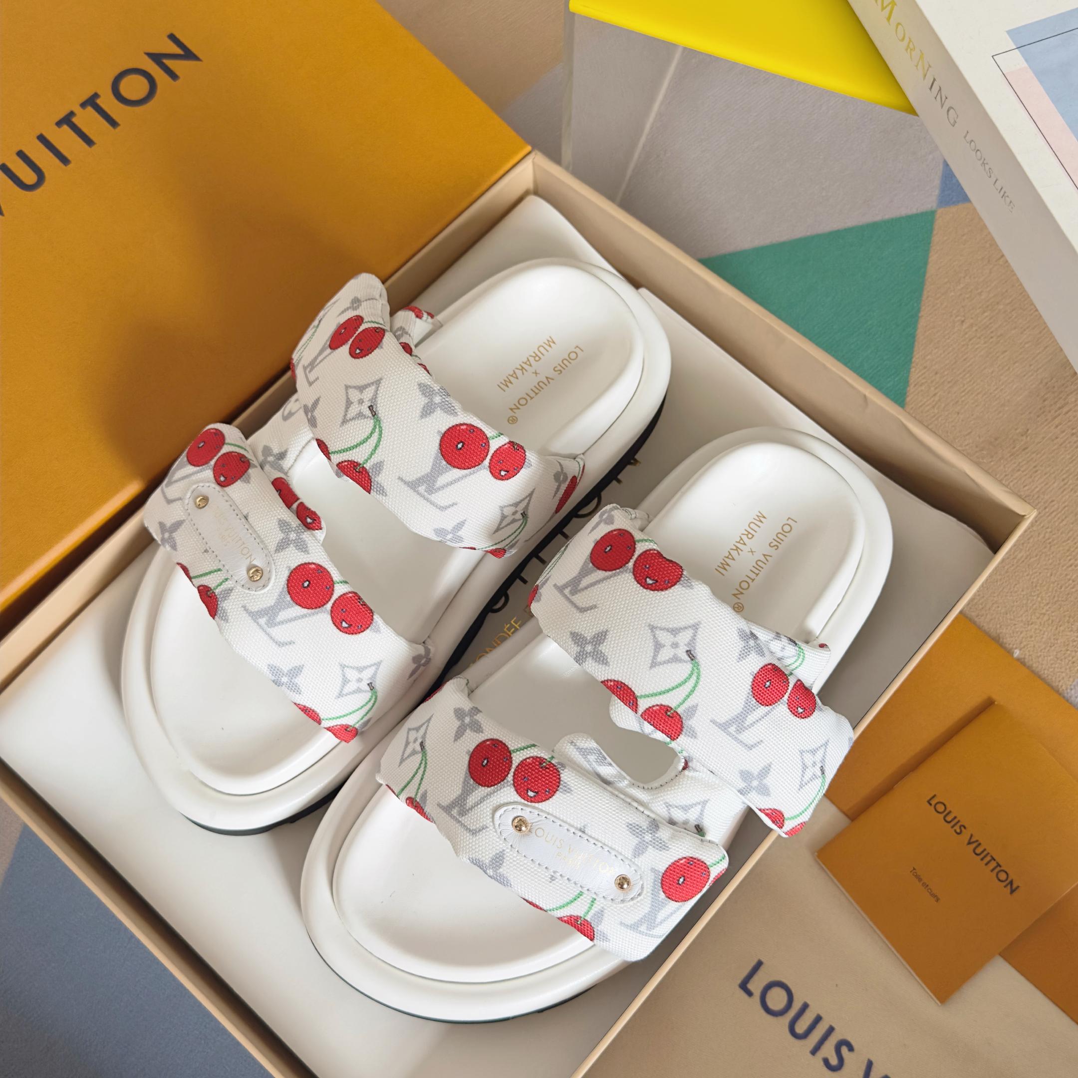 Тапки Louis Vuitton 