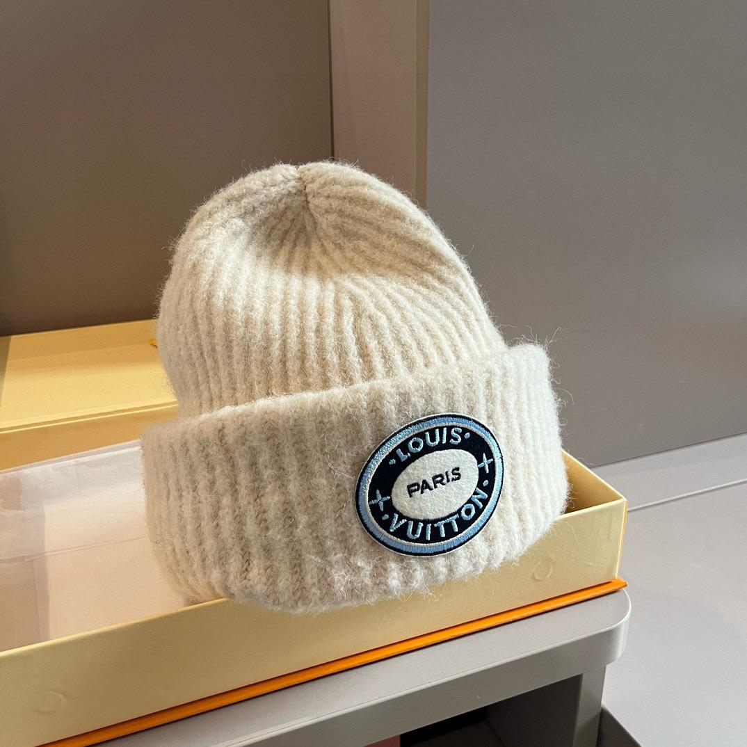 Шапка Louis Vuitton 