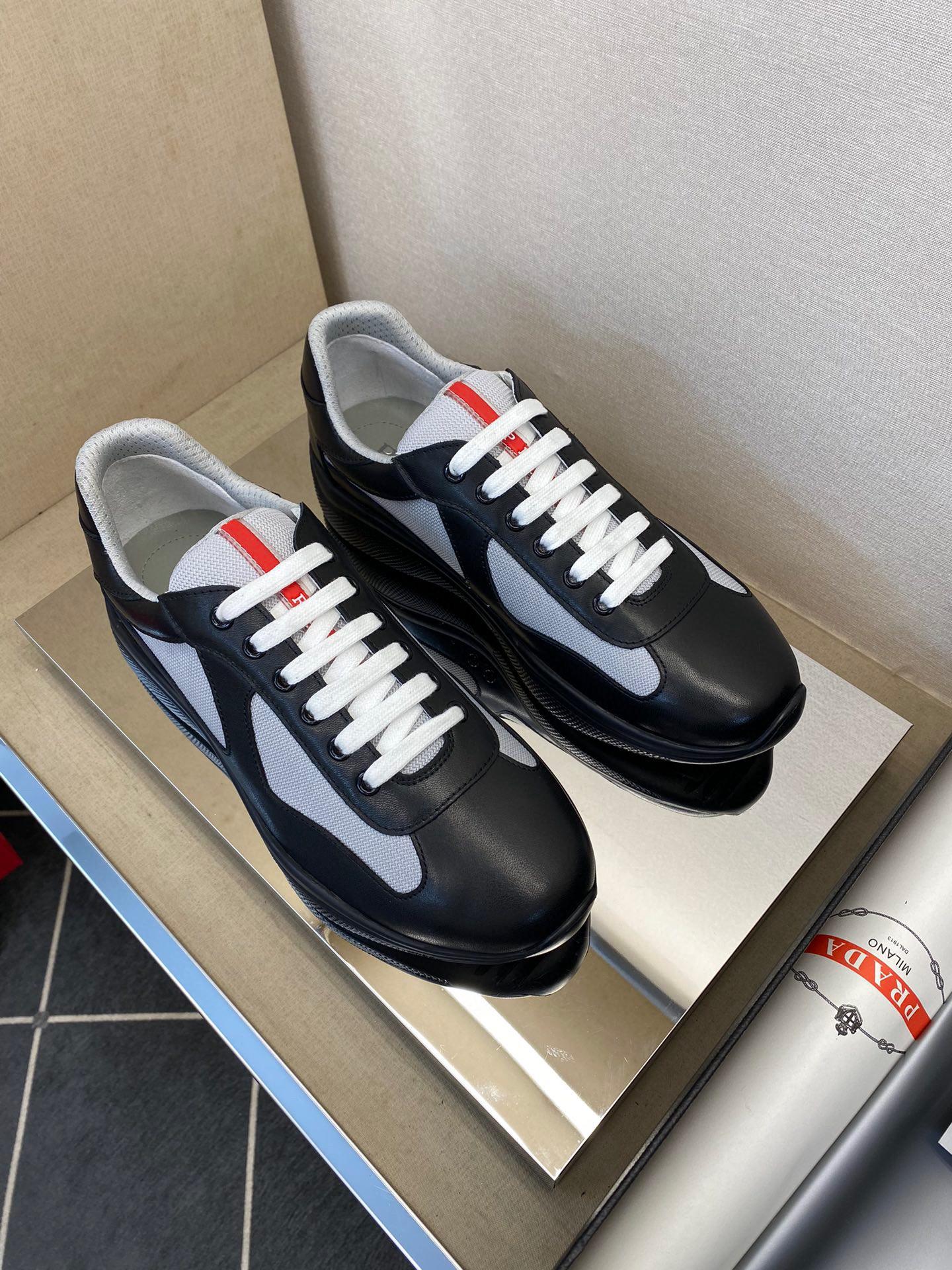 Кроссовки Prada 