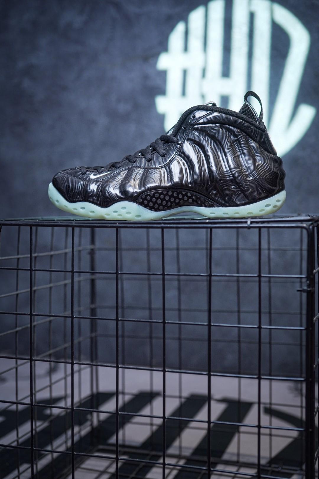 Кроссовки Nike