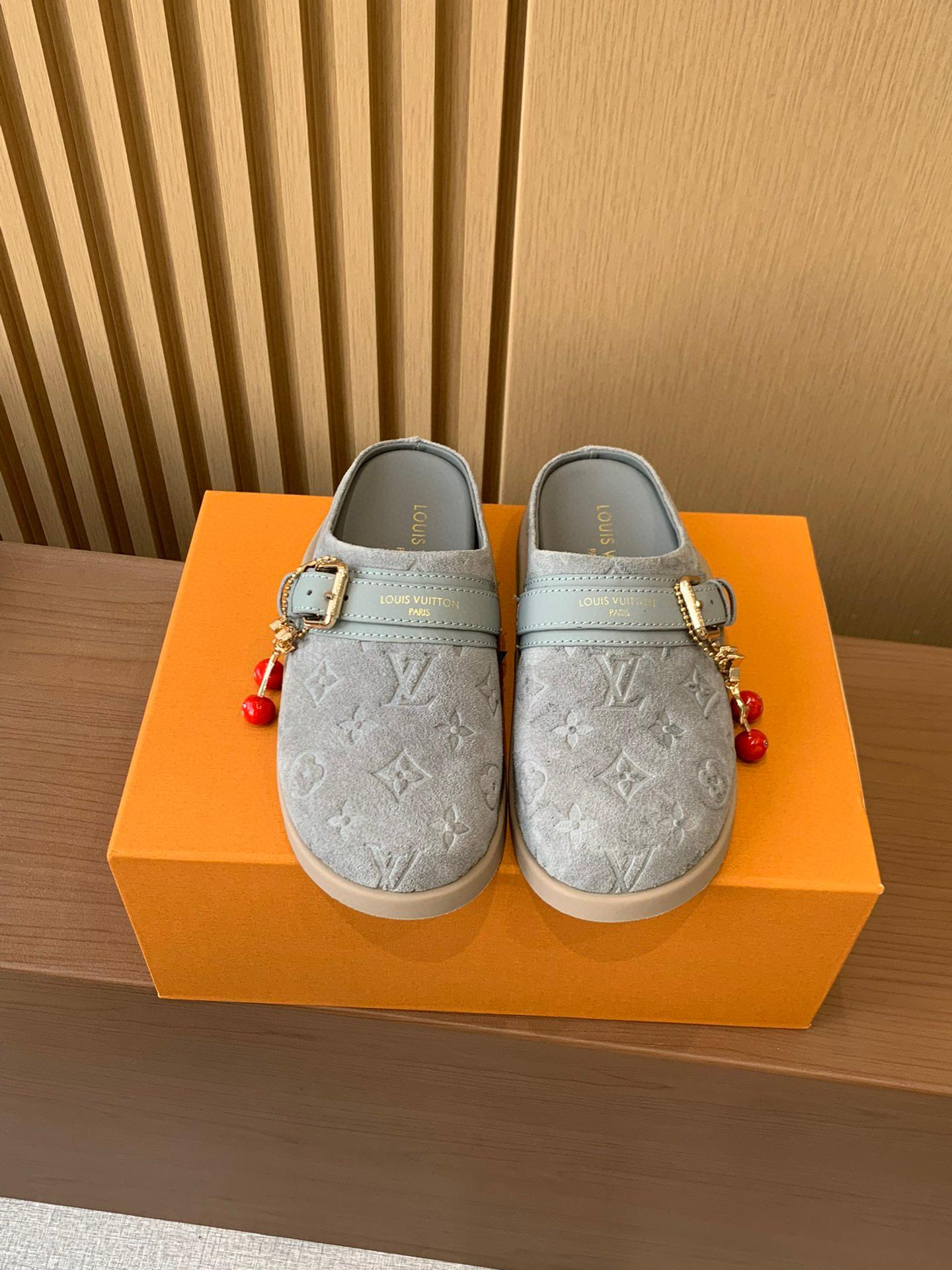 Тапки Louis Vuitton 