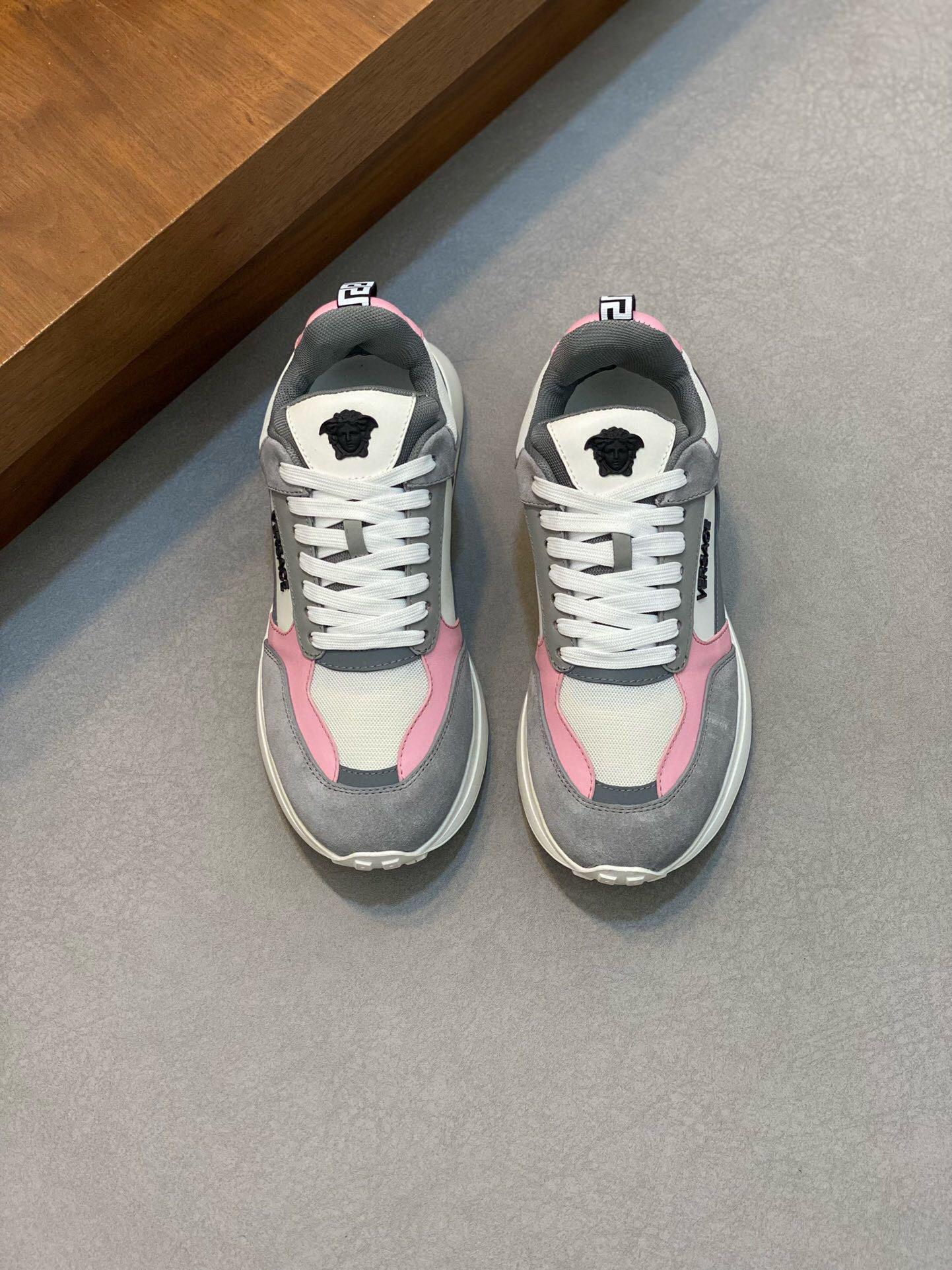 Кроссовки Versace