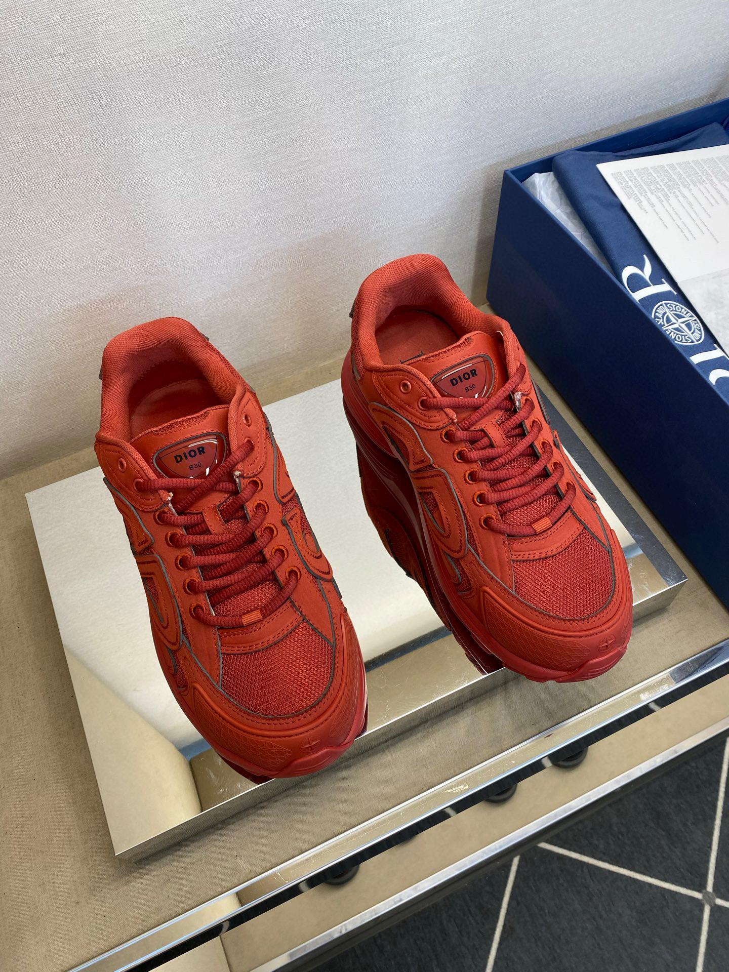 Кроссовки Dior