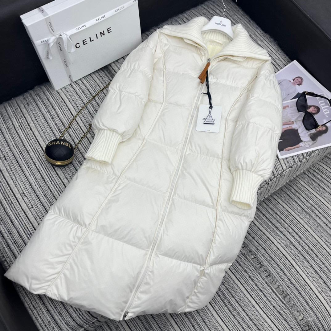 Пуховик Moncler