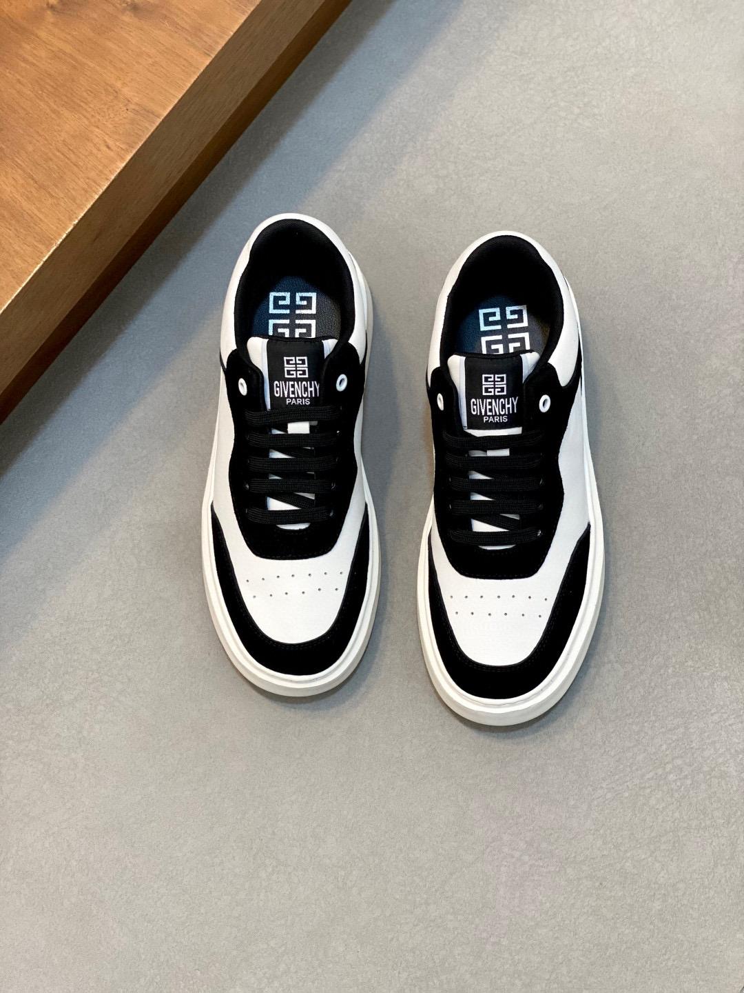 Кроссовки Givenchy 