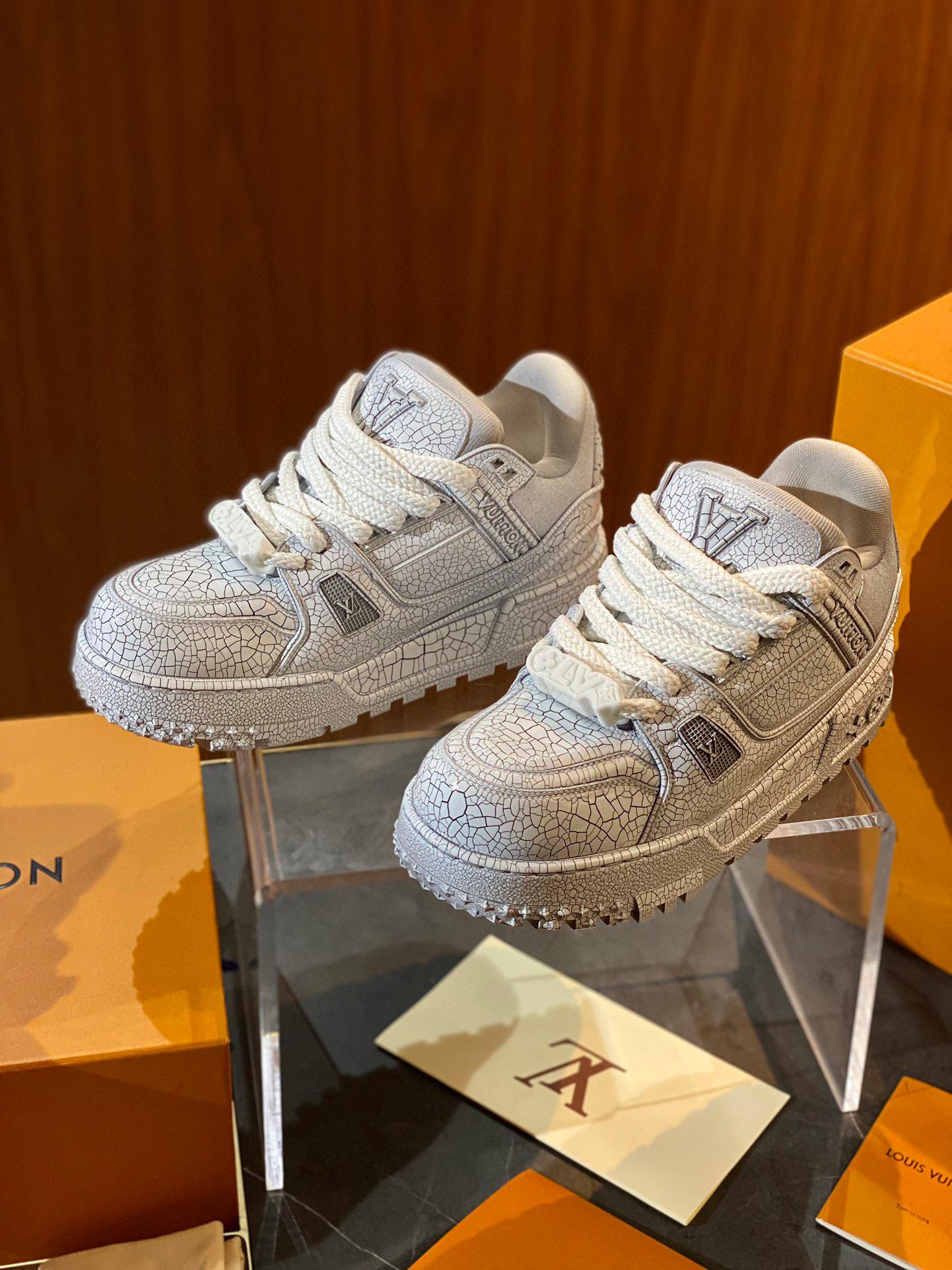 Кроссовки Louis Vuitton 