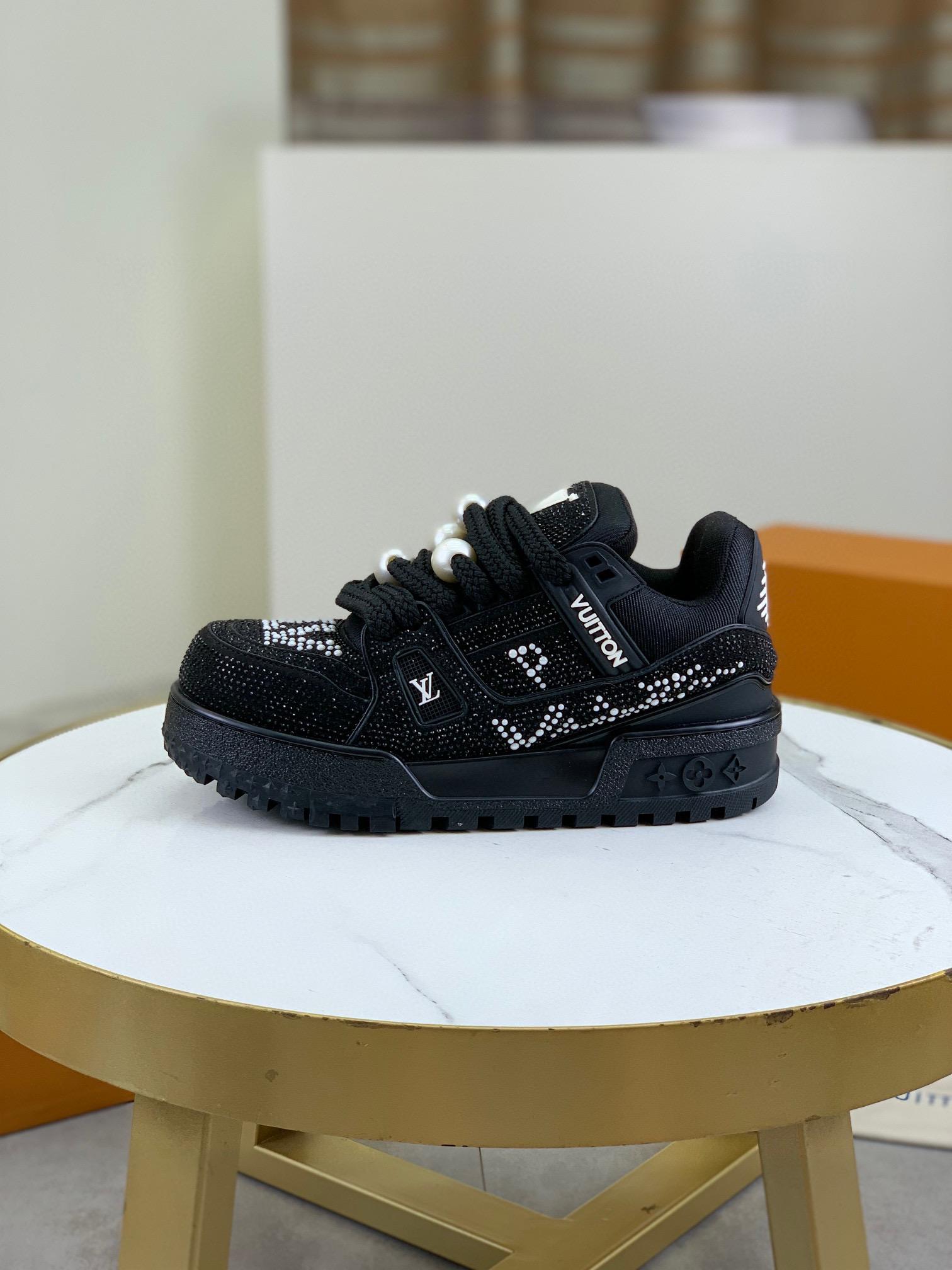 Кроссовки Louis Vuitton 
