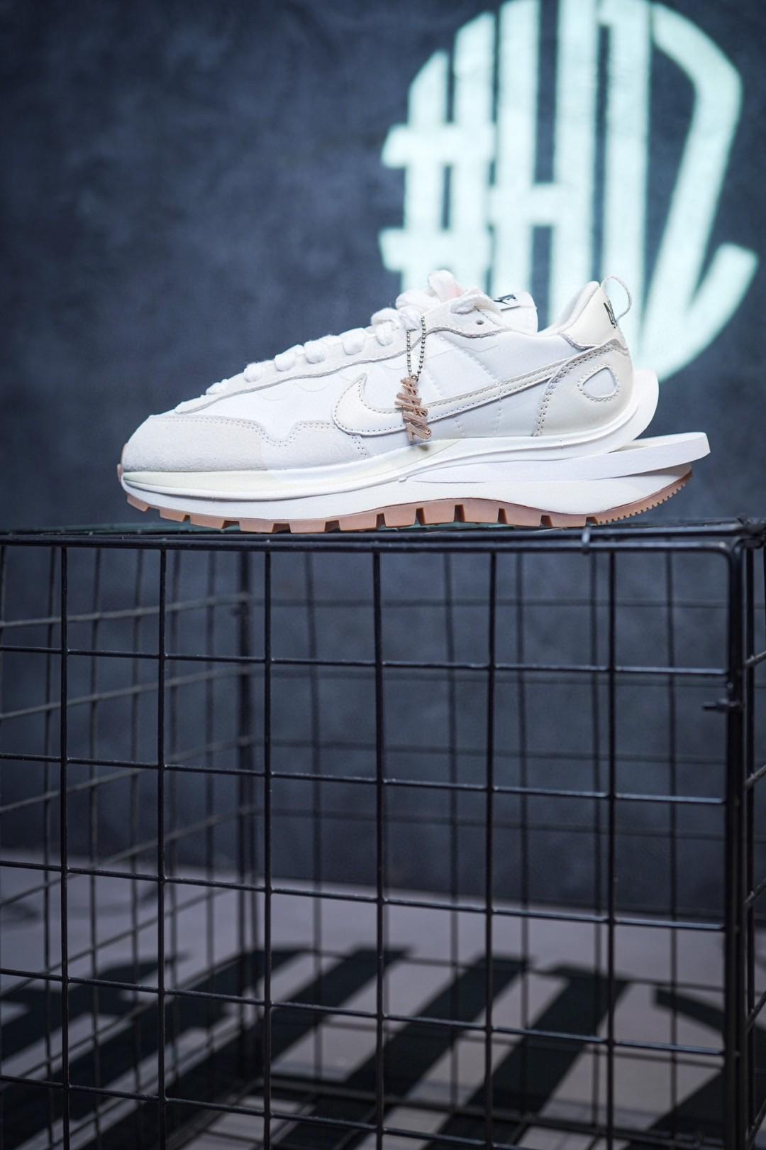 Кроссовки Nike x Sacai