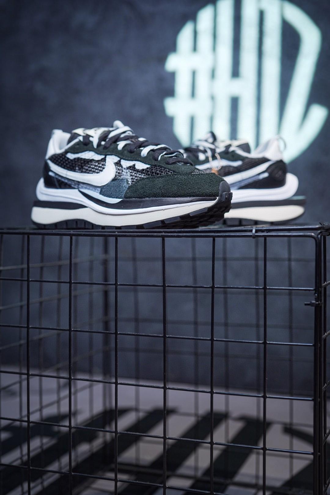 Кроссовки Nike x Sacai