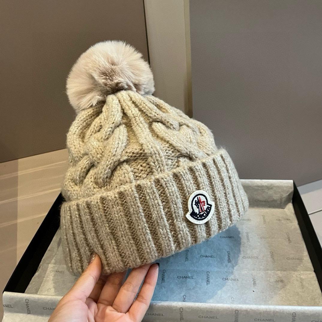 Шапка Moncler