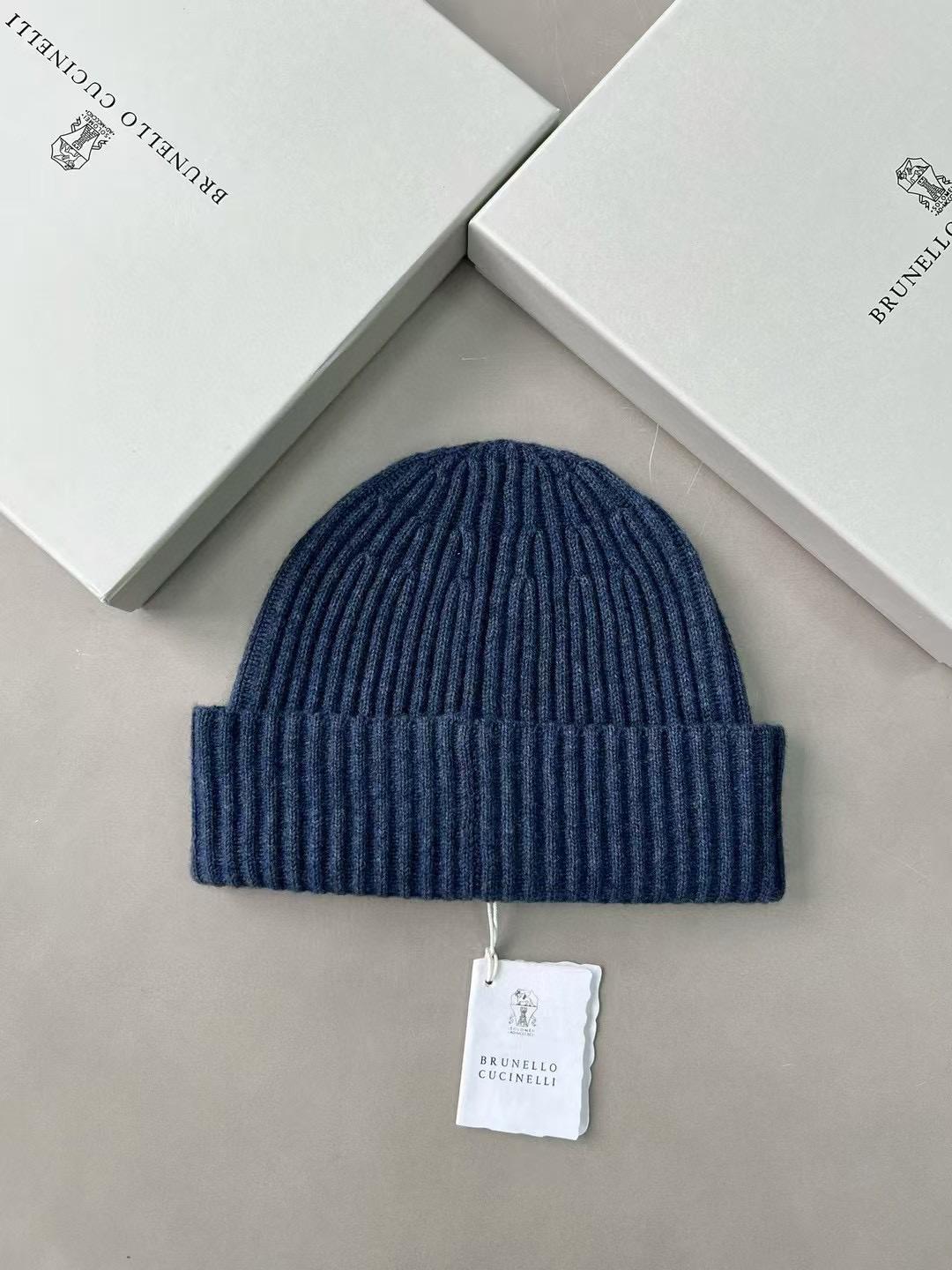 Шапки Brunello Cucinelli 