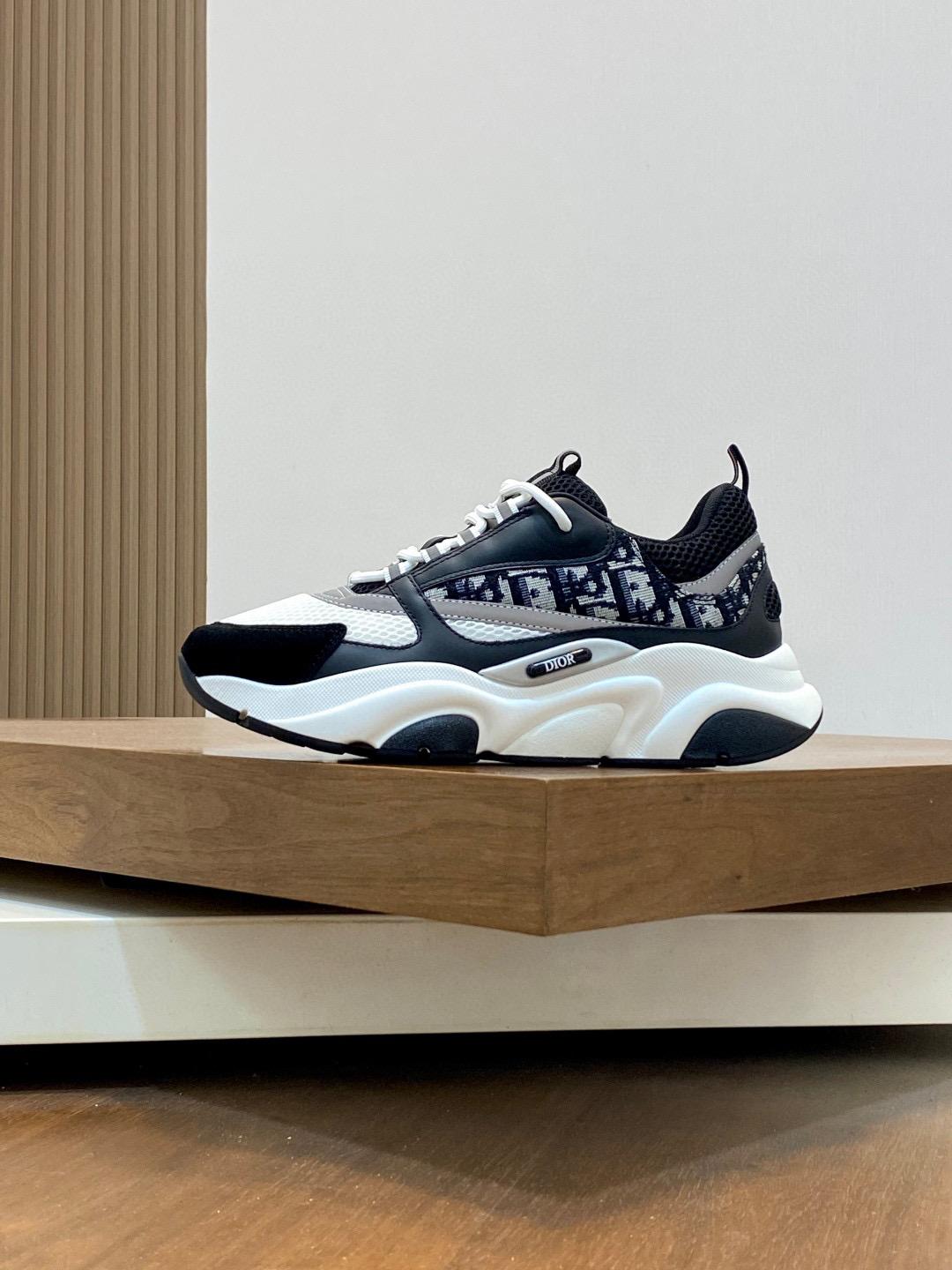 Кроссовки Dior 