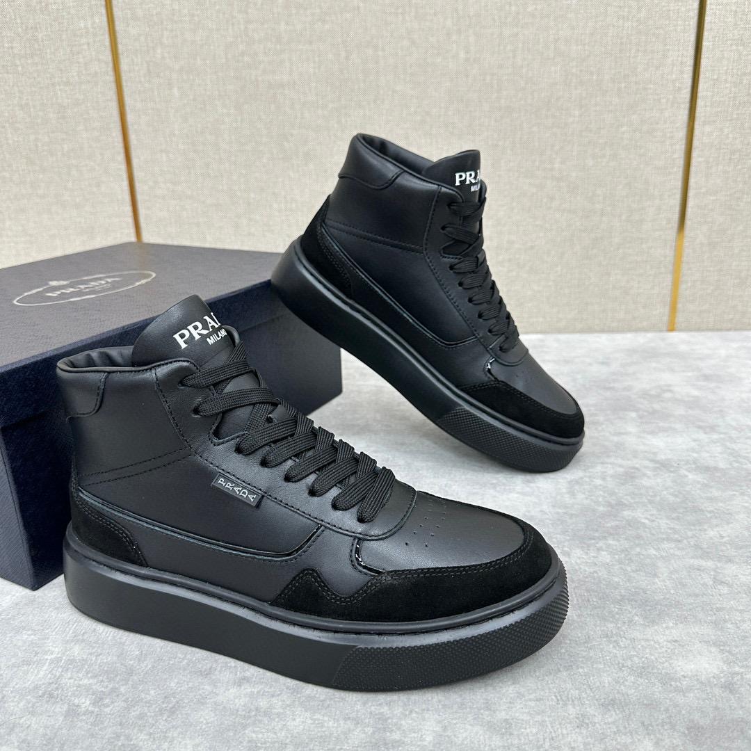 Кроссовки Prada 