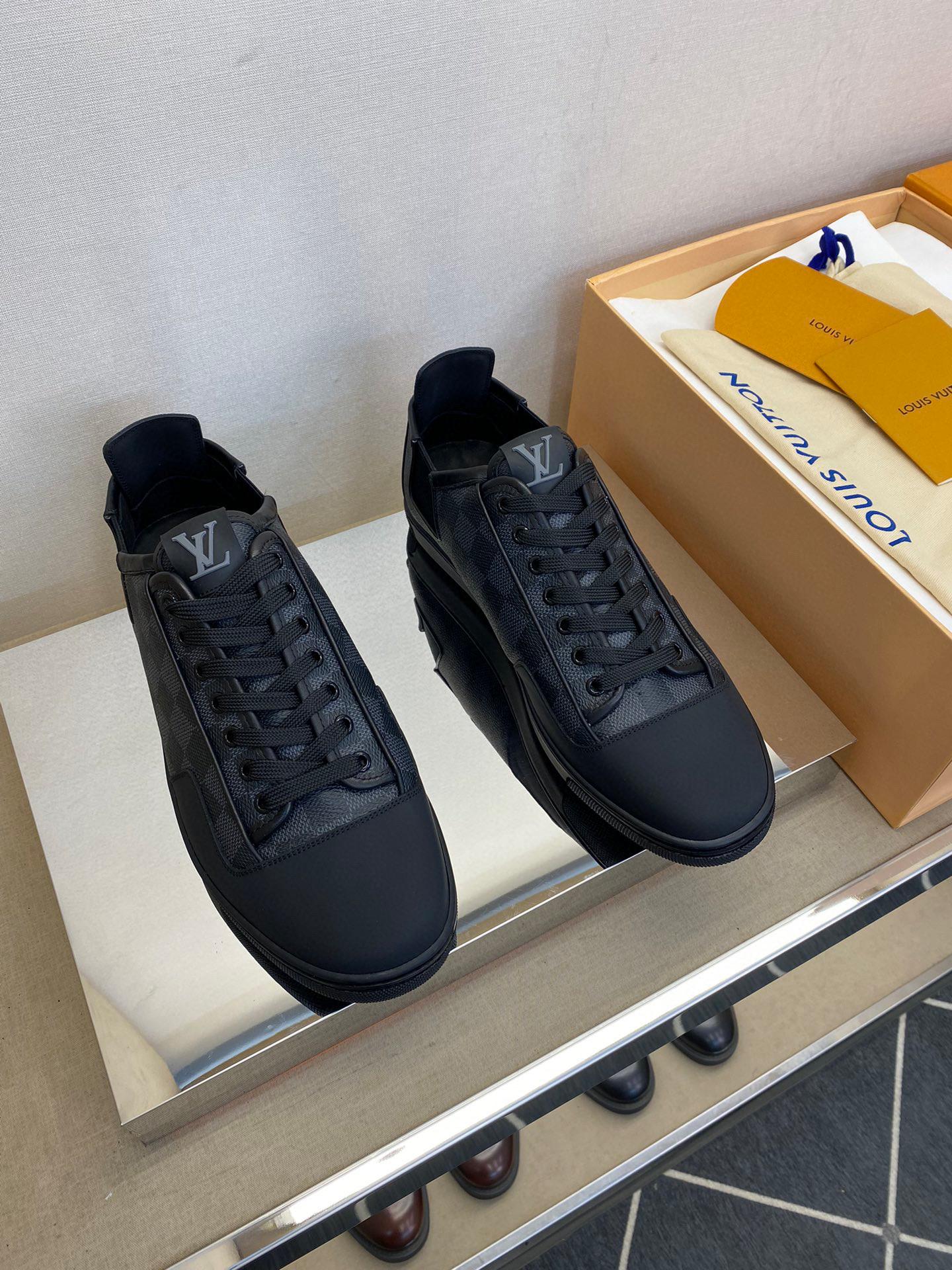 Кеды Louis Vuitton