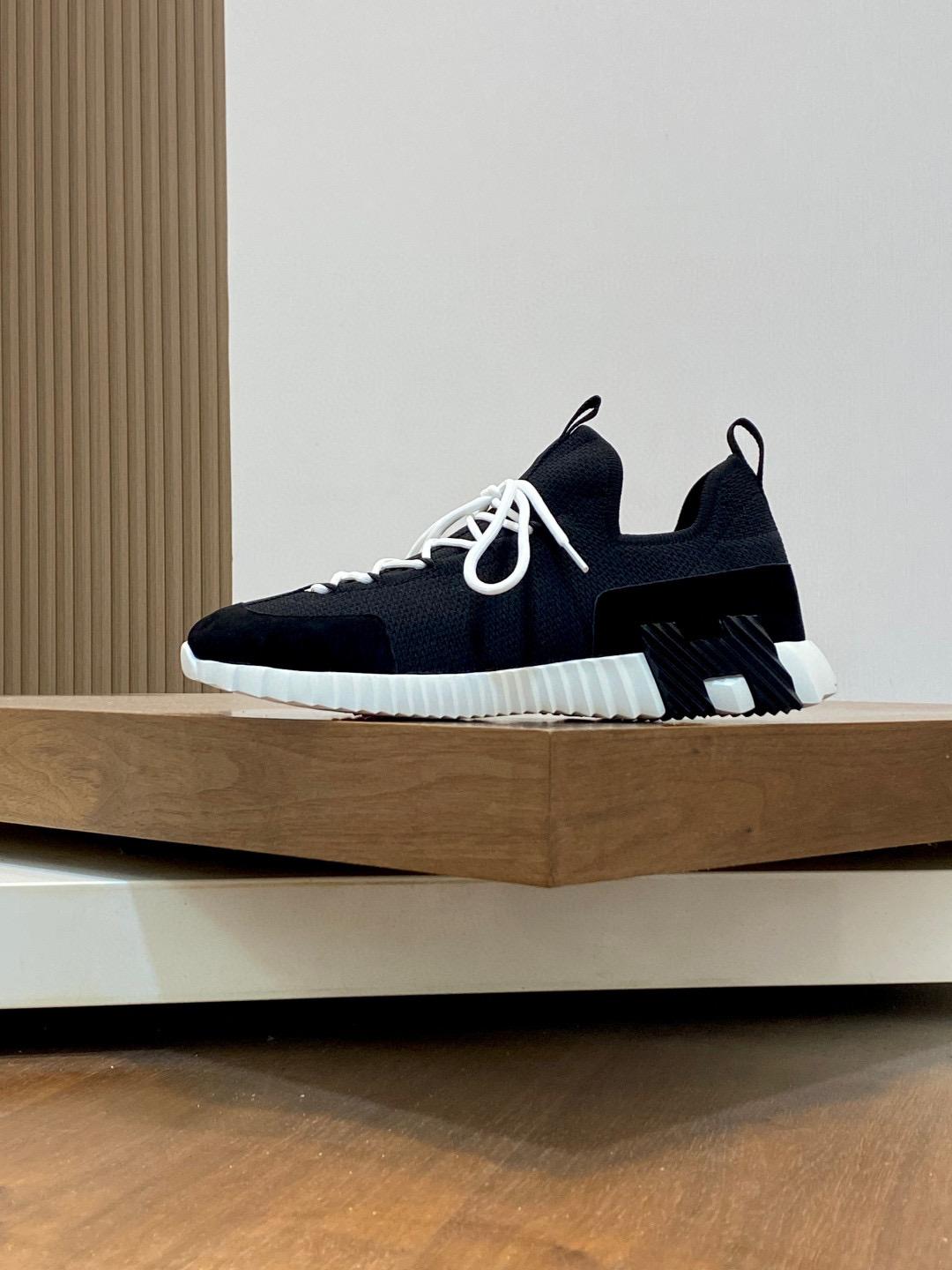 Кроссовки Hermes 