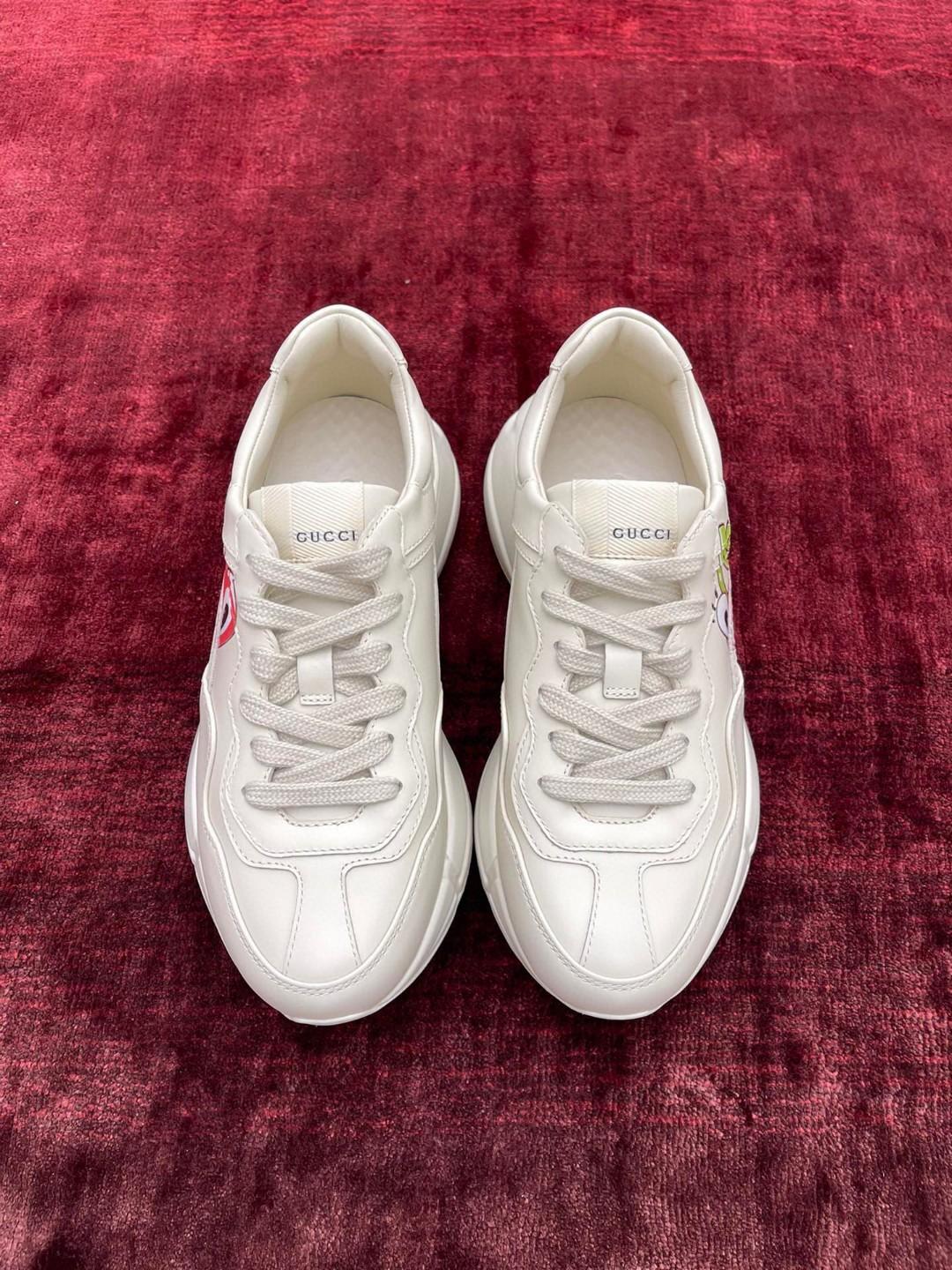 Кроссовки Gucci 