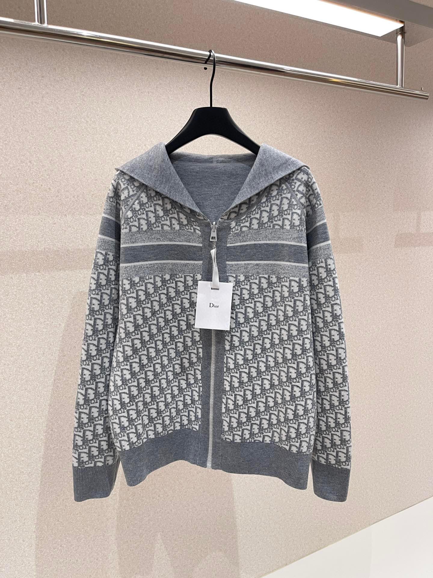 Кофта Dior 