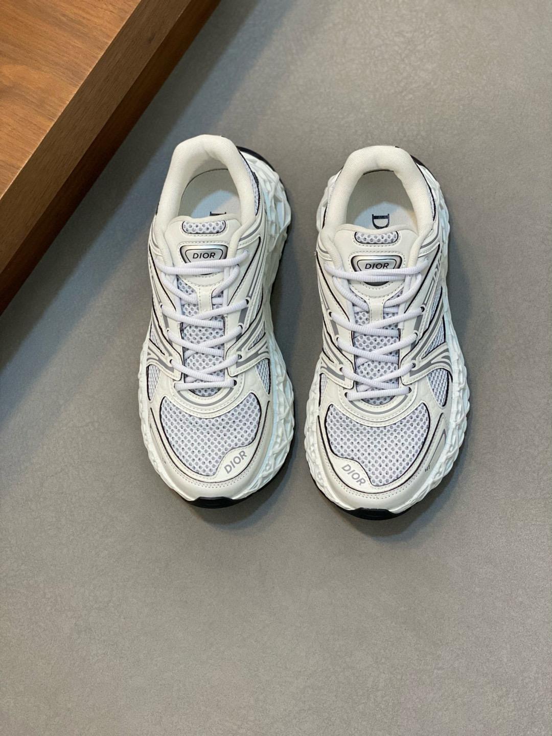 Кроссовки Dior 