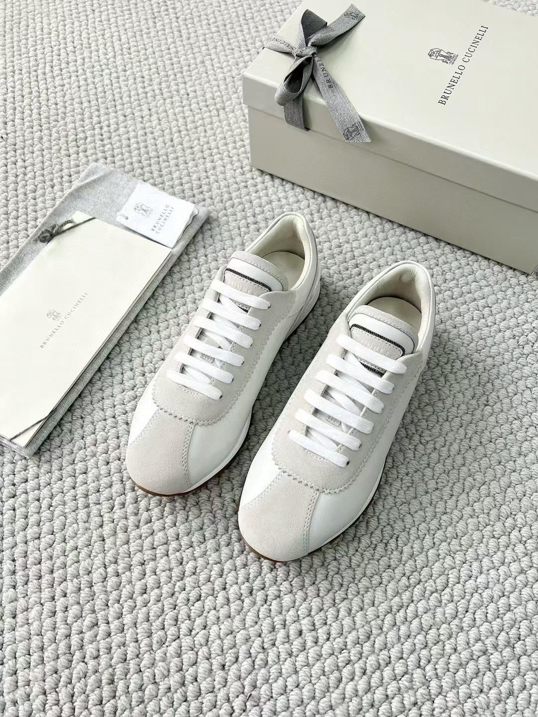 Женские кроссовки Brunello Cucinelli 