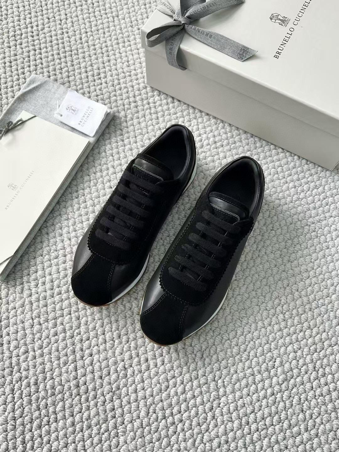 Женские кроссовки Brunello Cucinelli 