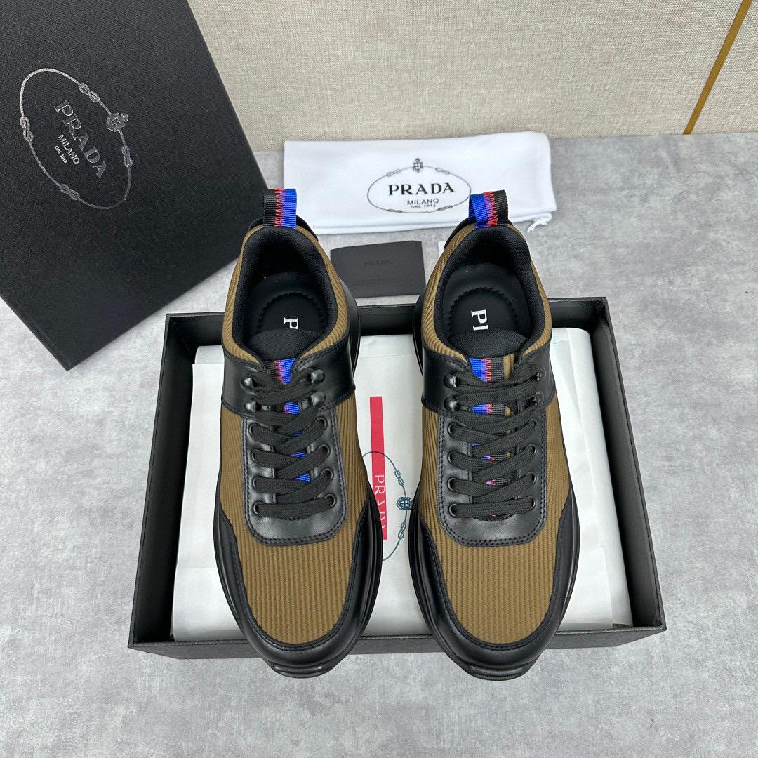 Кроссовки Prada 