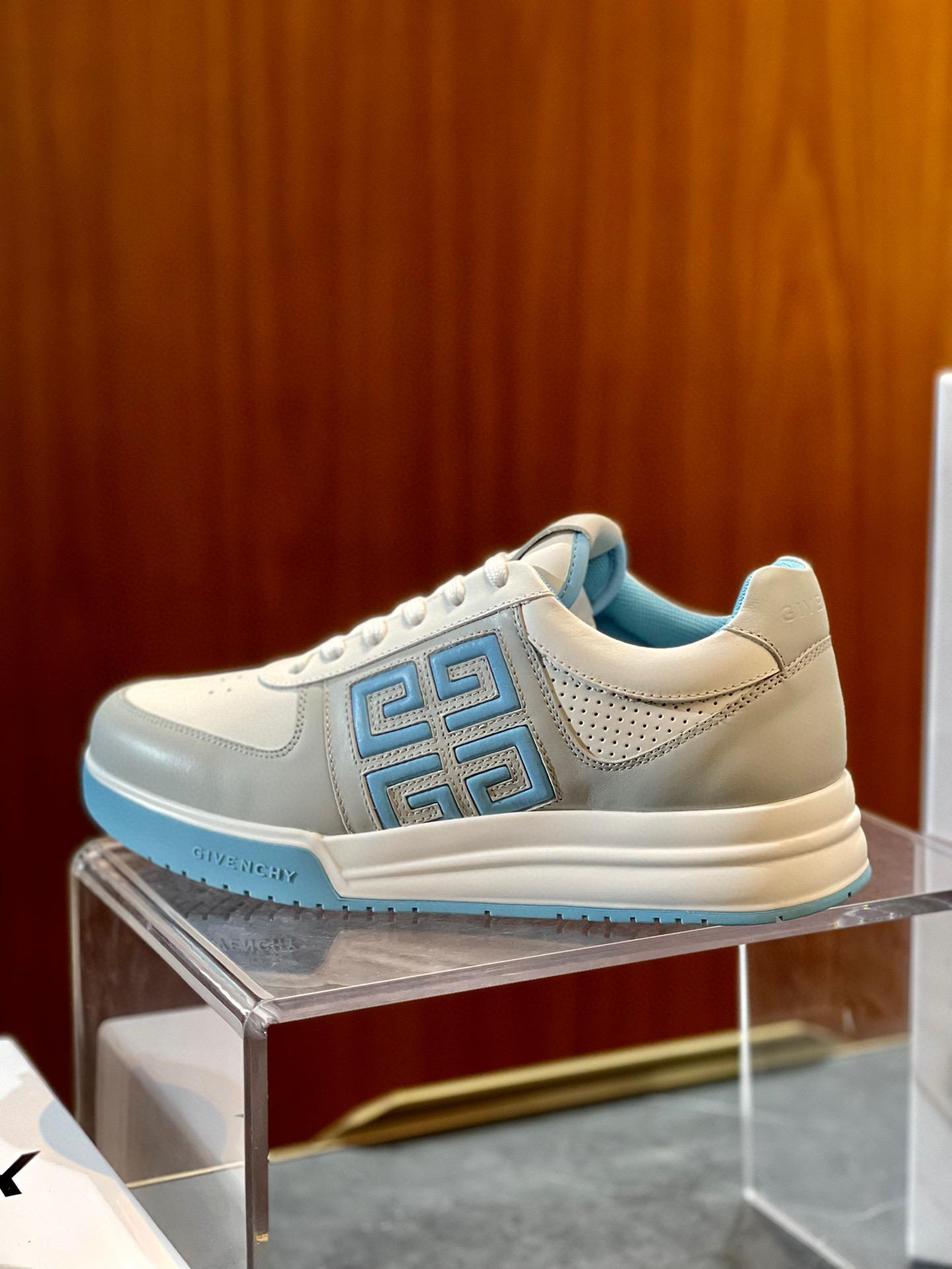 Кроссовки Givenchy 